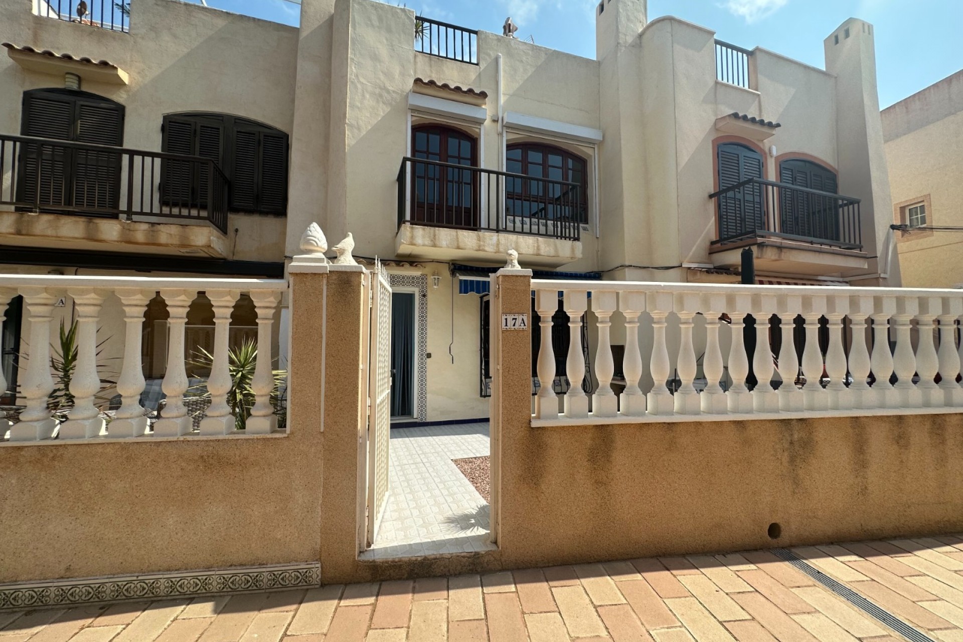 Återförsäljning - Town House -
Torrevieja - Costa Blanca