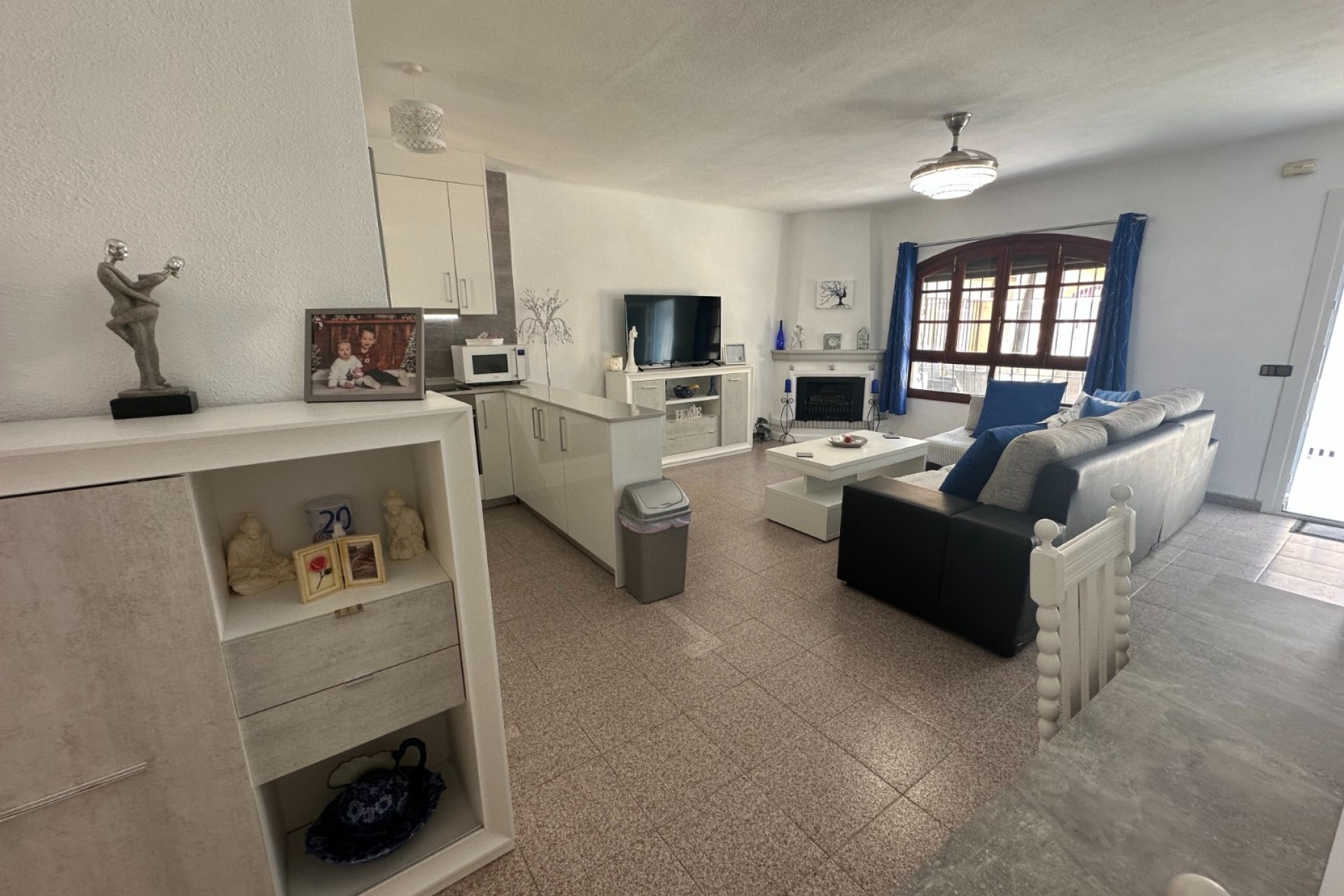 Återförsäljning - Town House -
Torrevieja - Costa Blanca