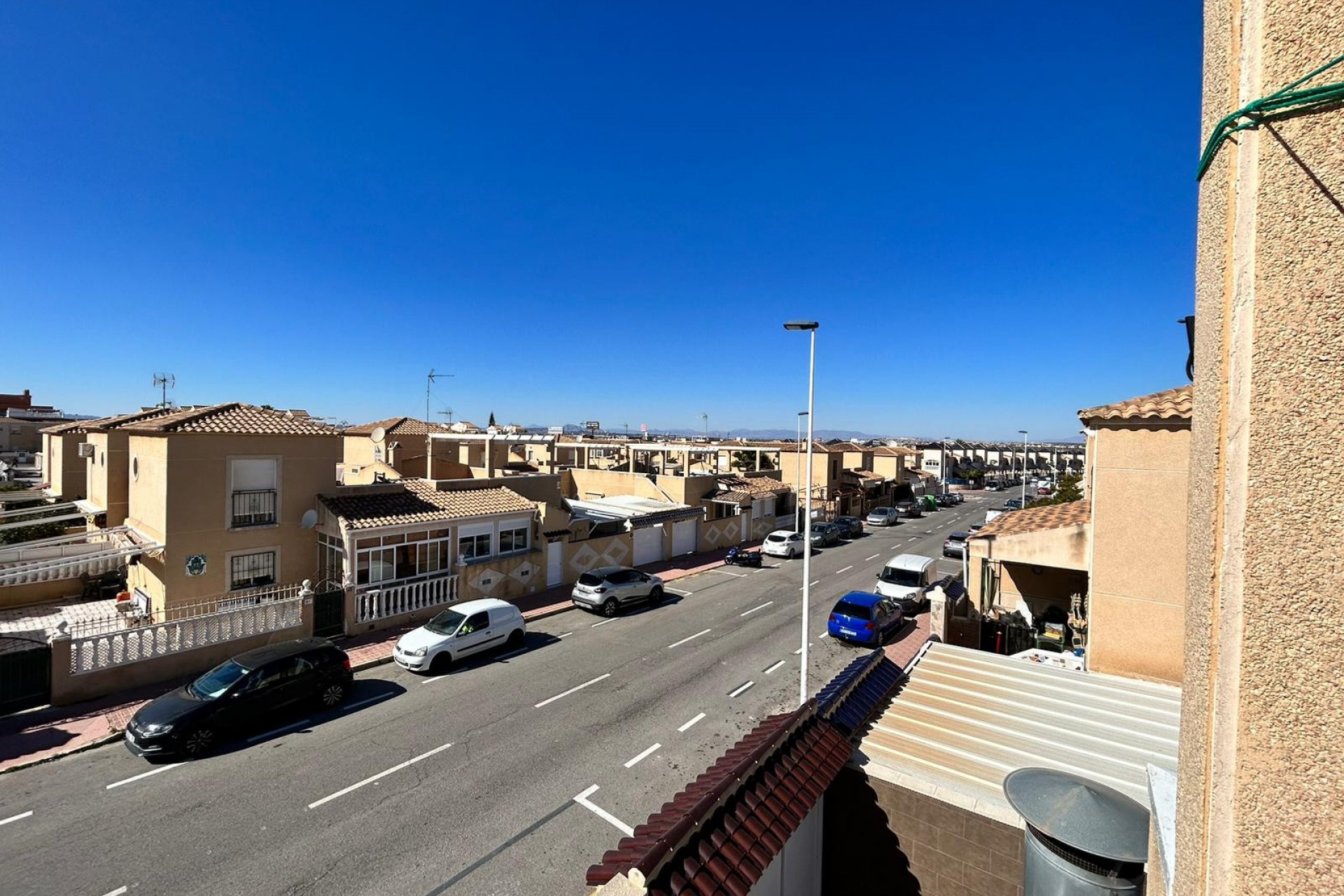 Återförsäljning - Town House -
Torrevieja - Costa Blanca