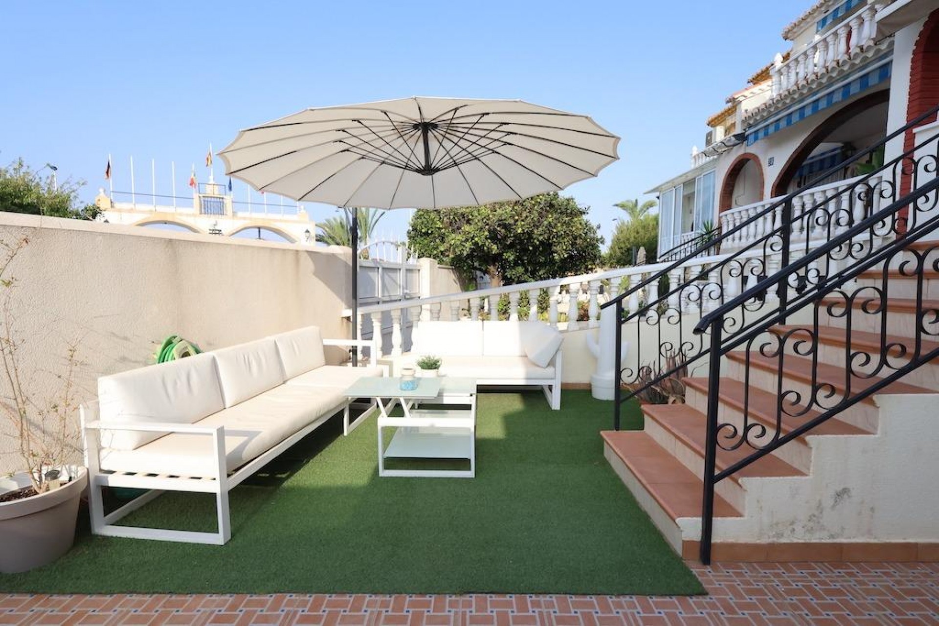 Återförsäljning - Town House -
Torrevieja - Costa Blanca