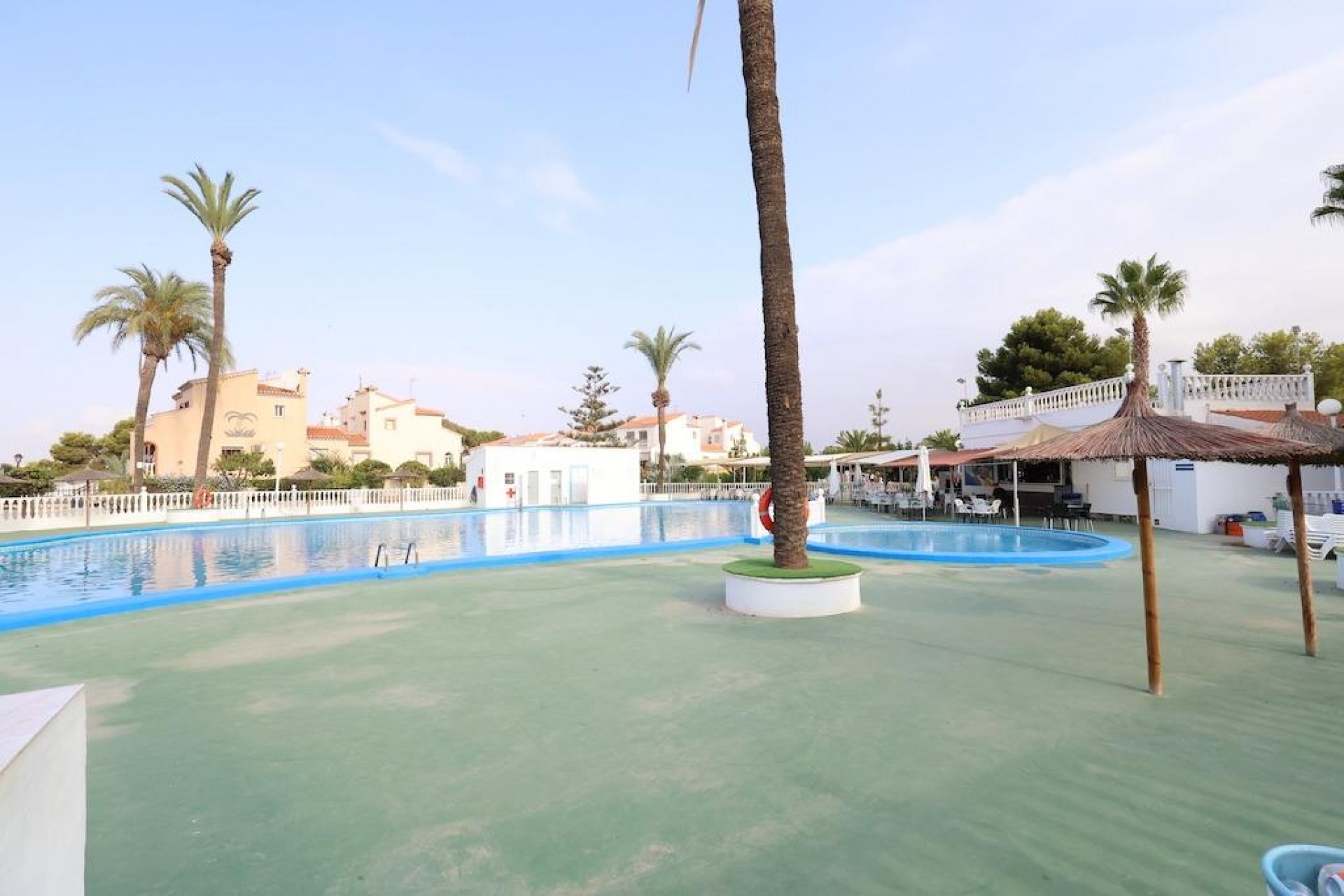 Återförsäljning - Town House -
Torrevieja - Costa Blanca