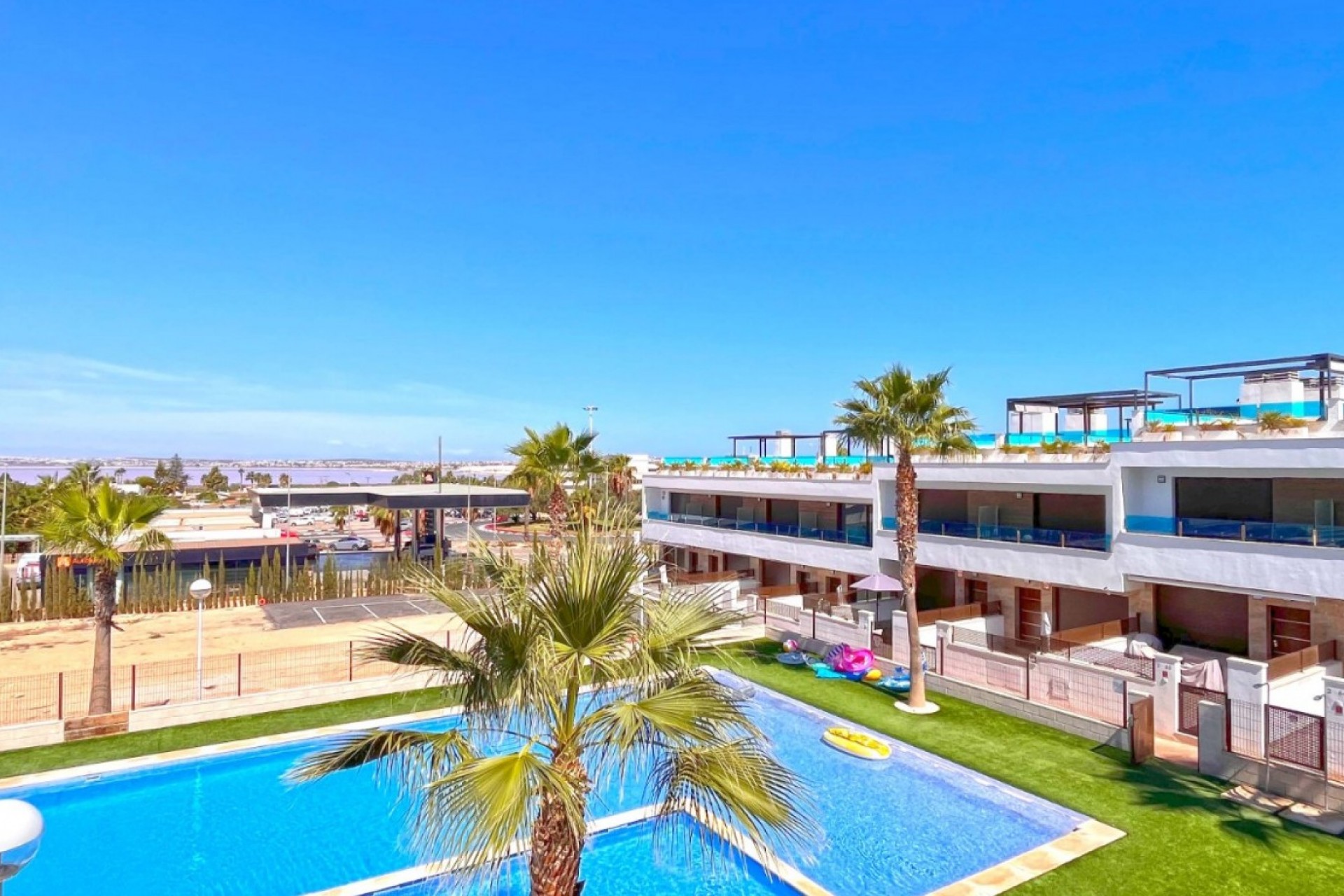 Återförsäljning - Town House -
Torrevieja - Costa Blanca