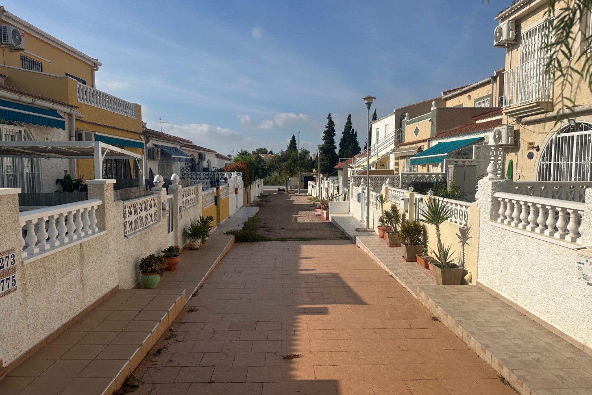 Återförsäljning - Town House -
Torrevieja - Costa Blanca