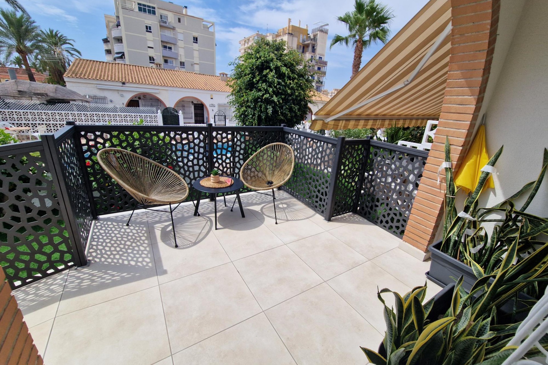 Återförsäljning - Town House -
Torrevieja - Costa Blanca