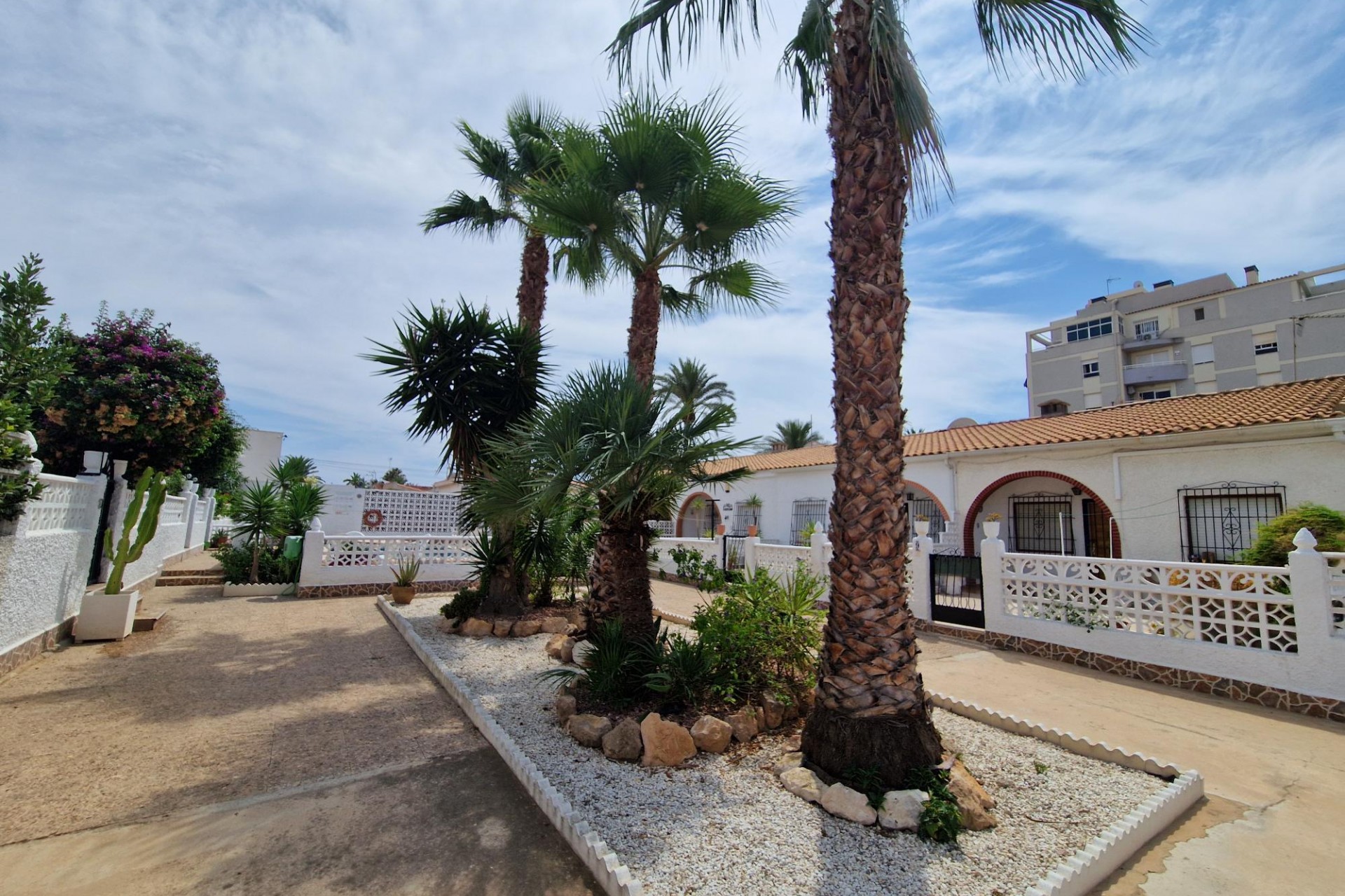 Återförsäljning - Town House -
Torrevieja - Costa Blanca