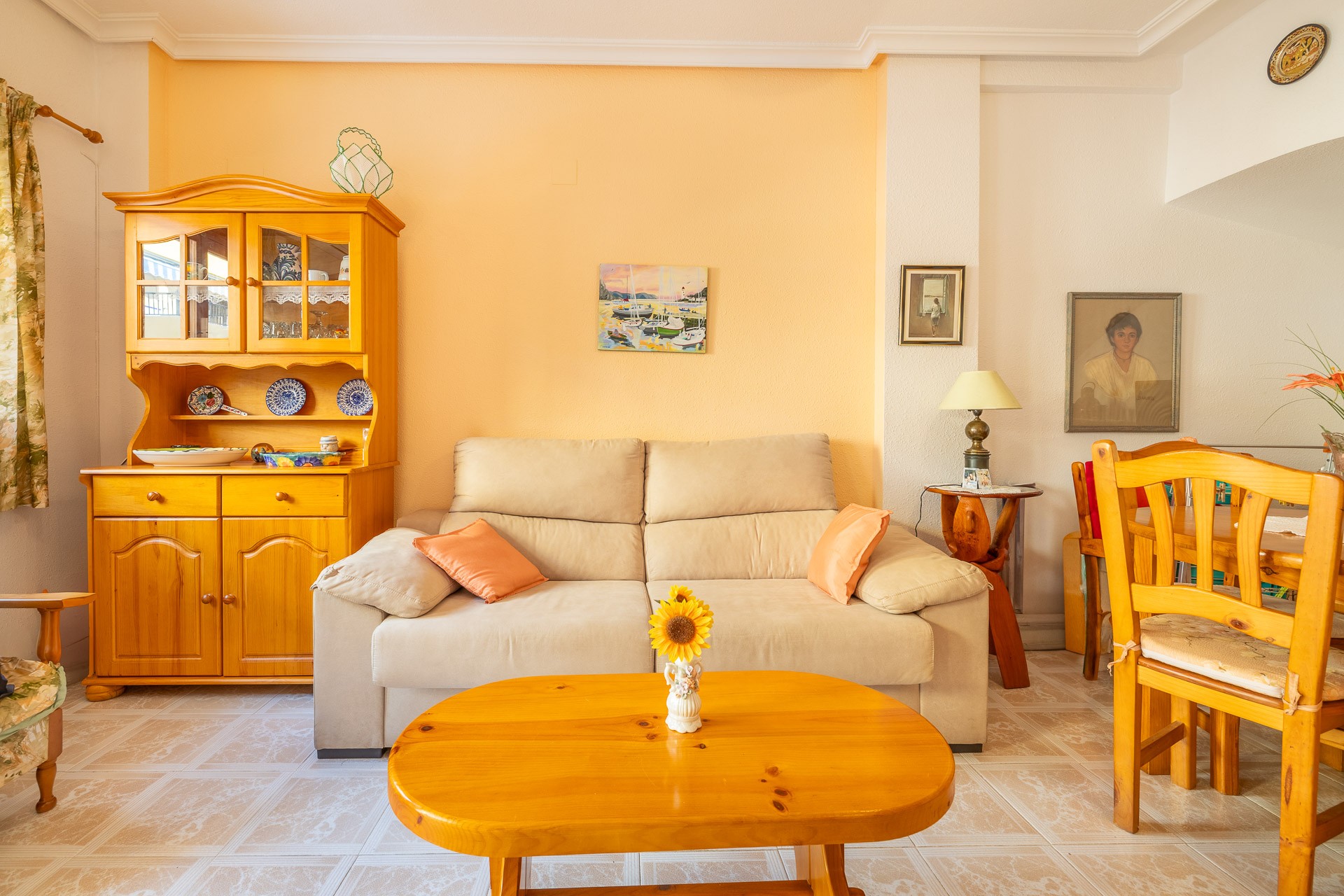 Återförsäljning - Town House -
Torrevieja - Costa Blanca