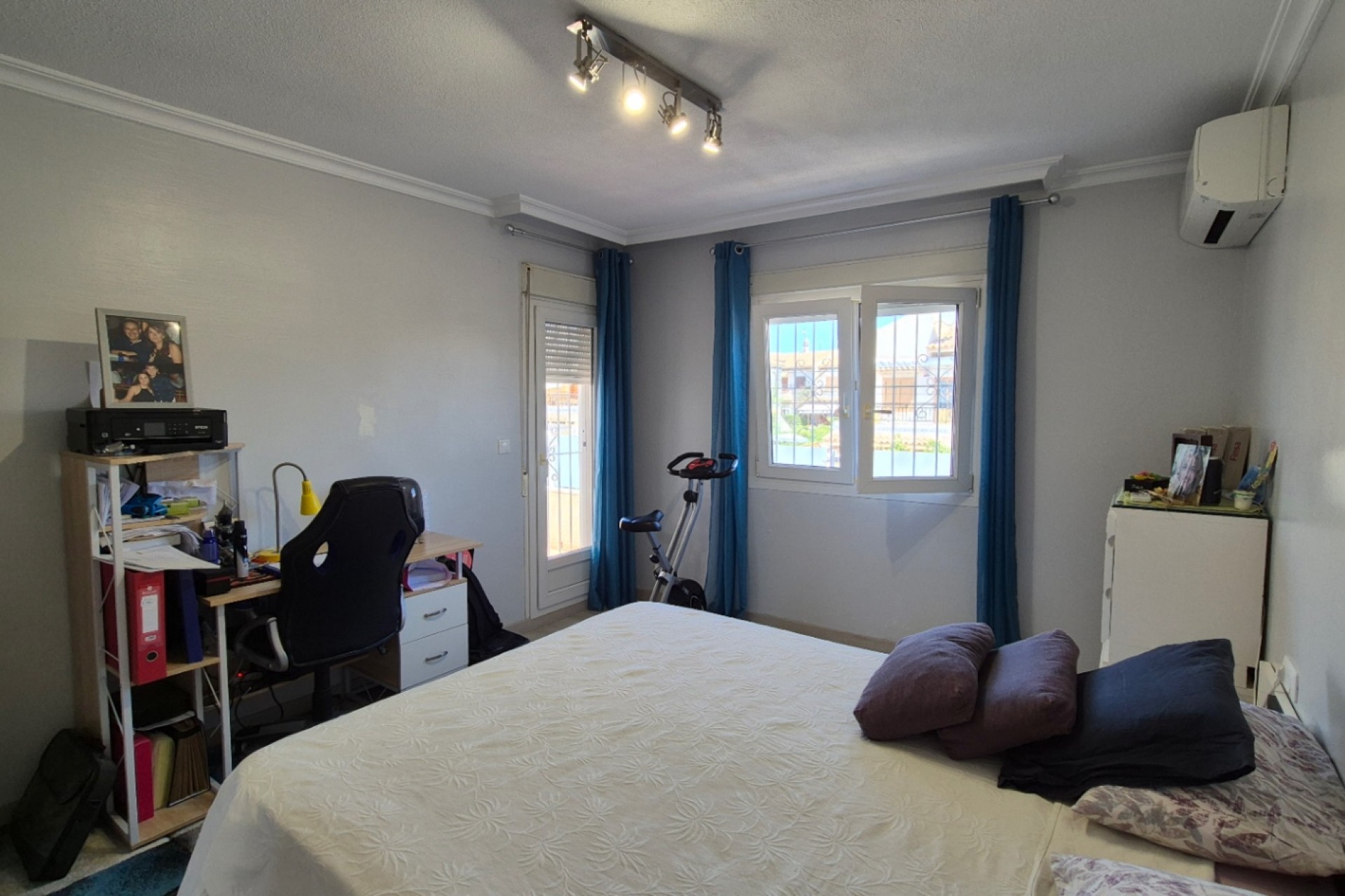 Återförsäljning - Town House -
Torrevieja - Costa Blanca