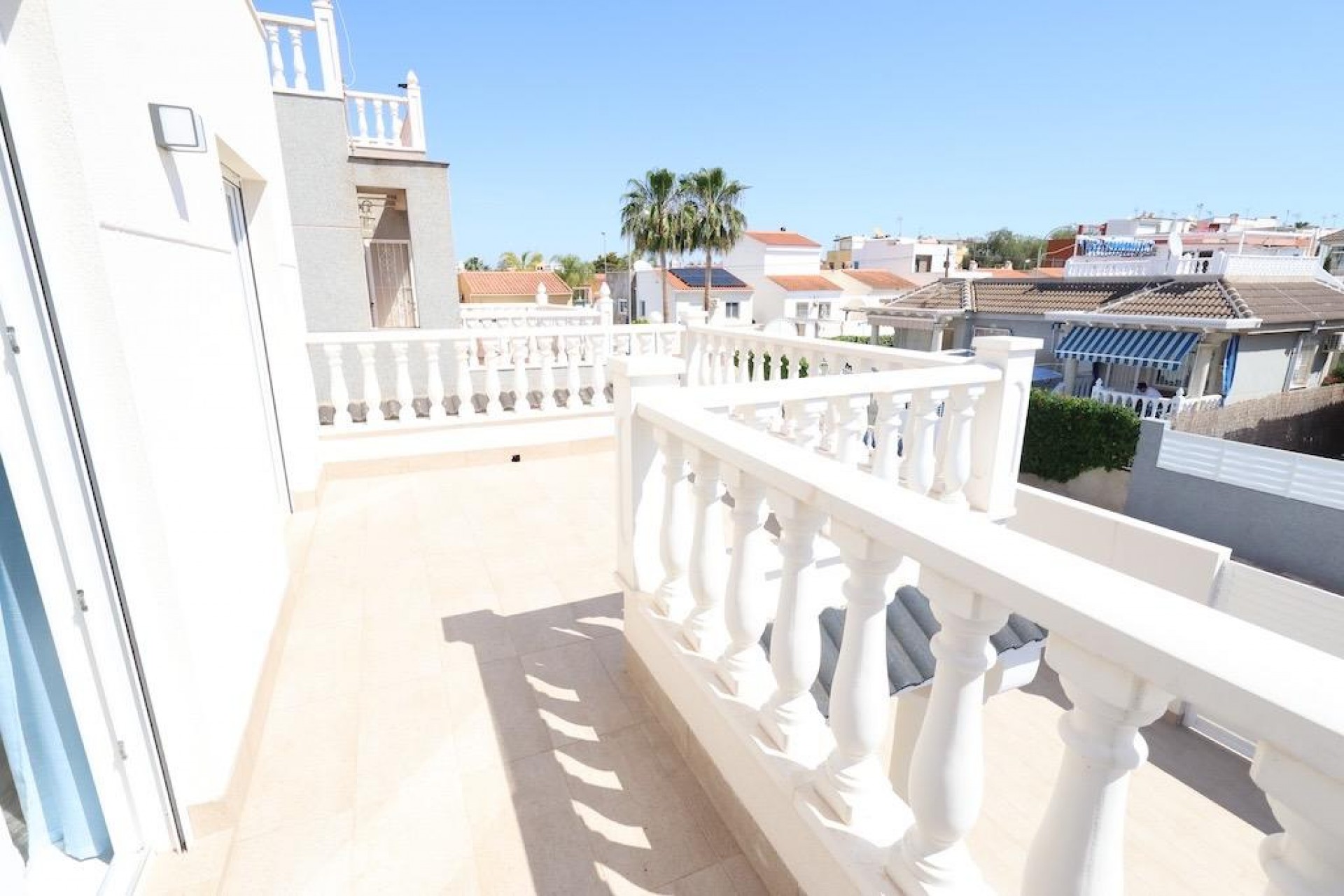 Återförsäljning - Town House -
Torrevieja - Costa Blanca