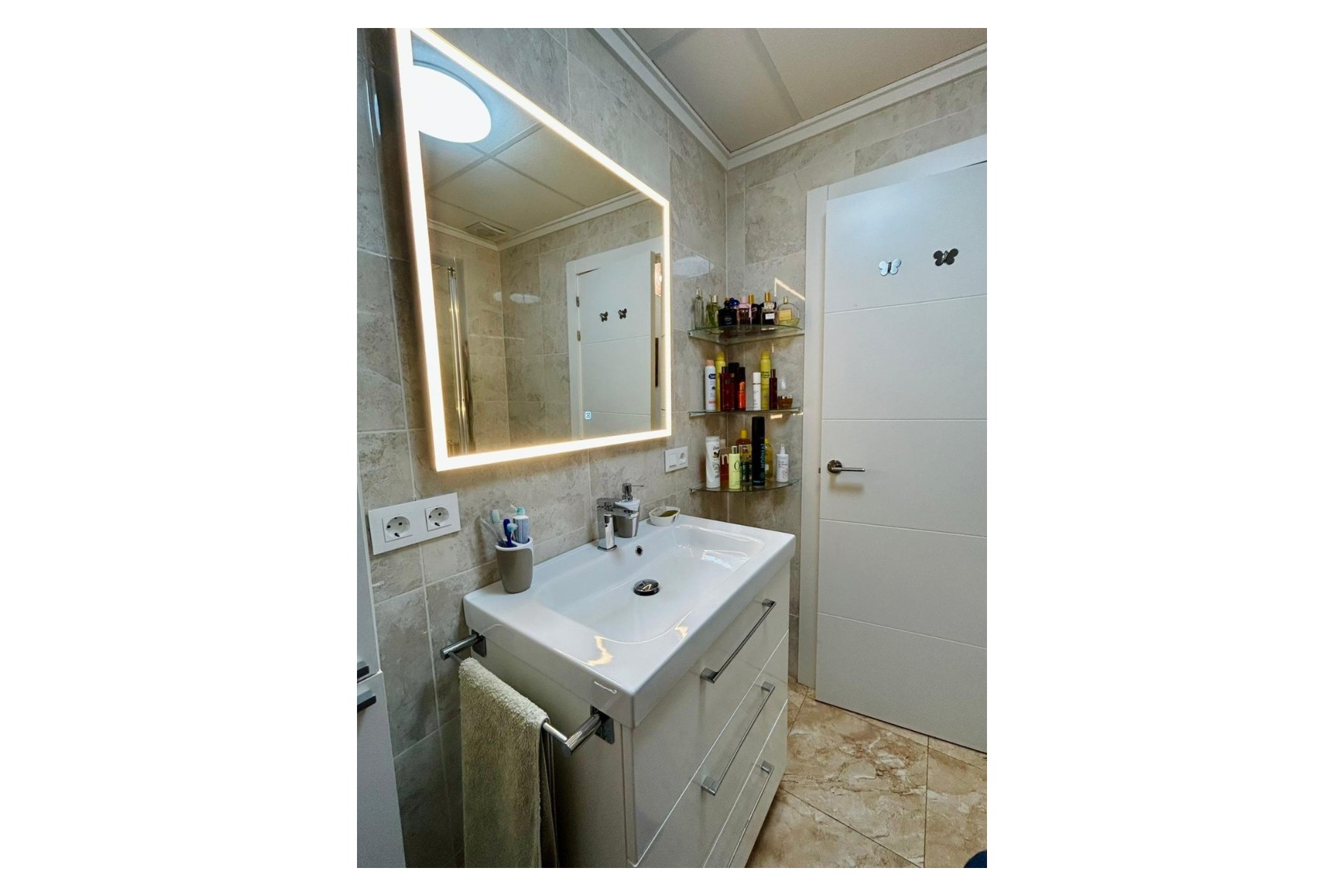 Återförsäljning - Town House -
Torrevieja - Costa Blanca