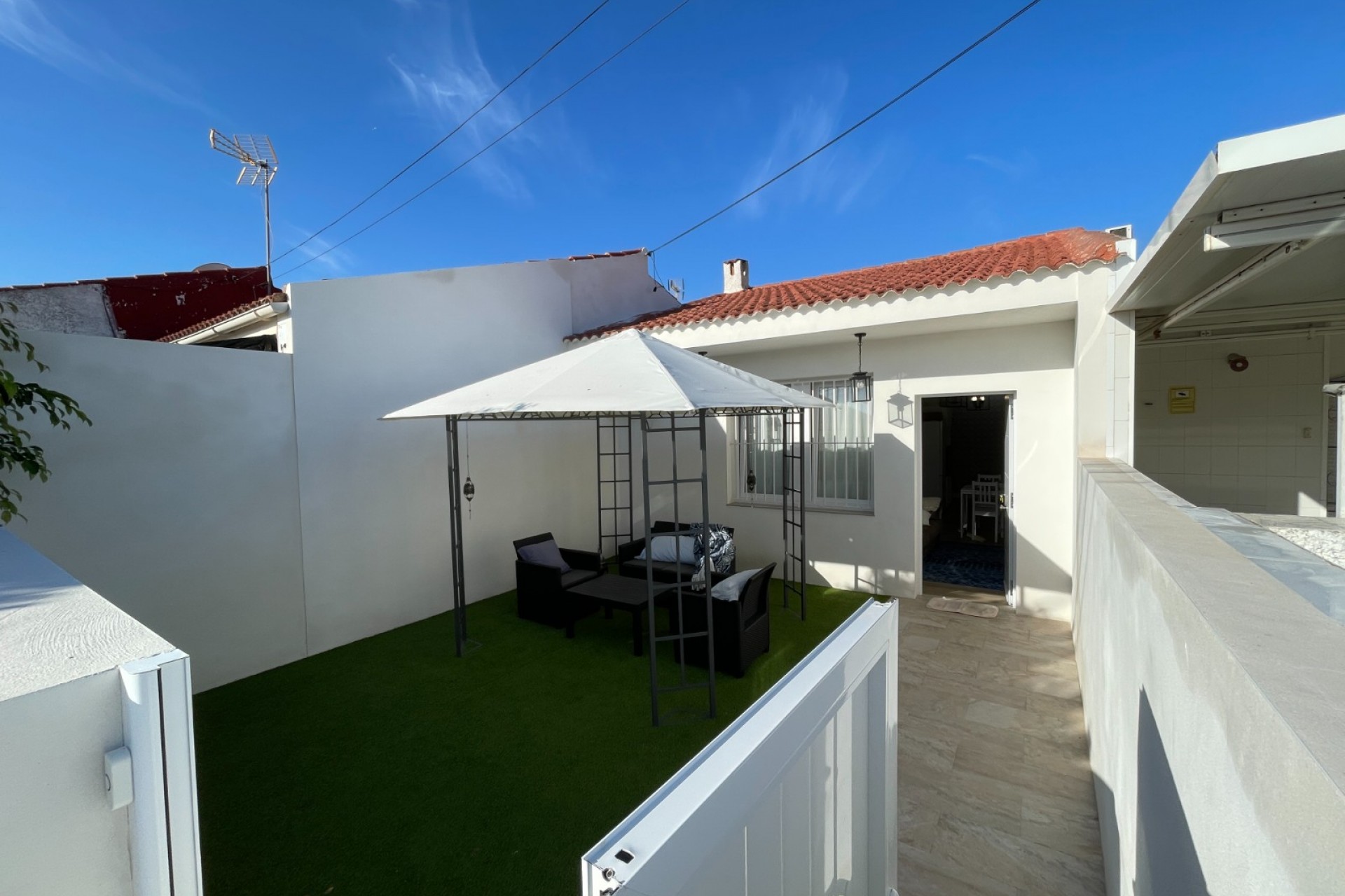 Återförsäljning - Town House -
Torrevieja - Costa Blanca