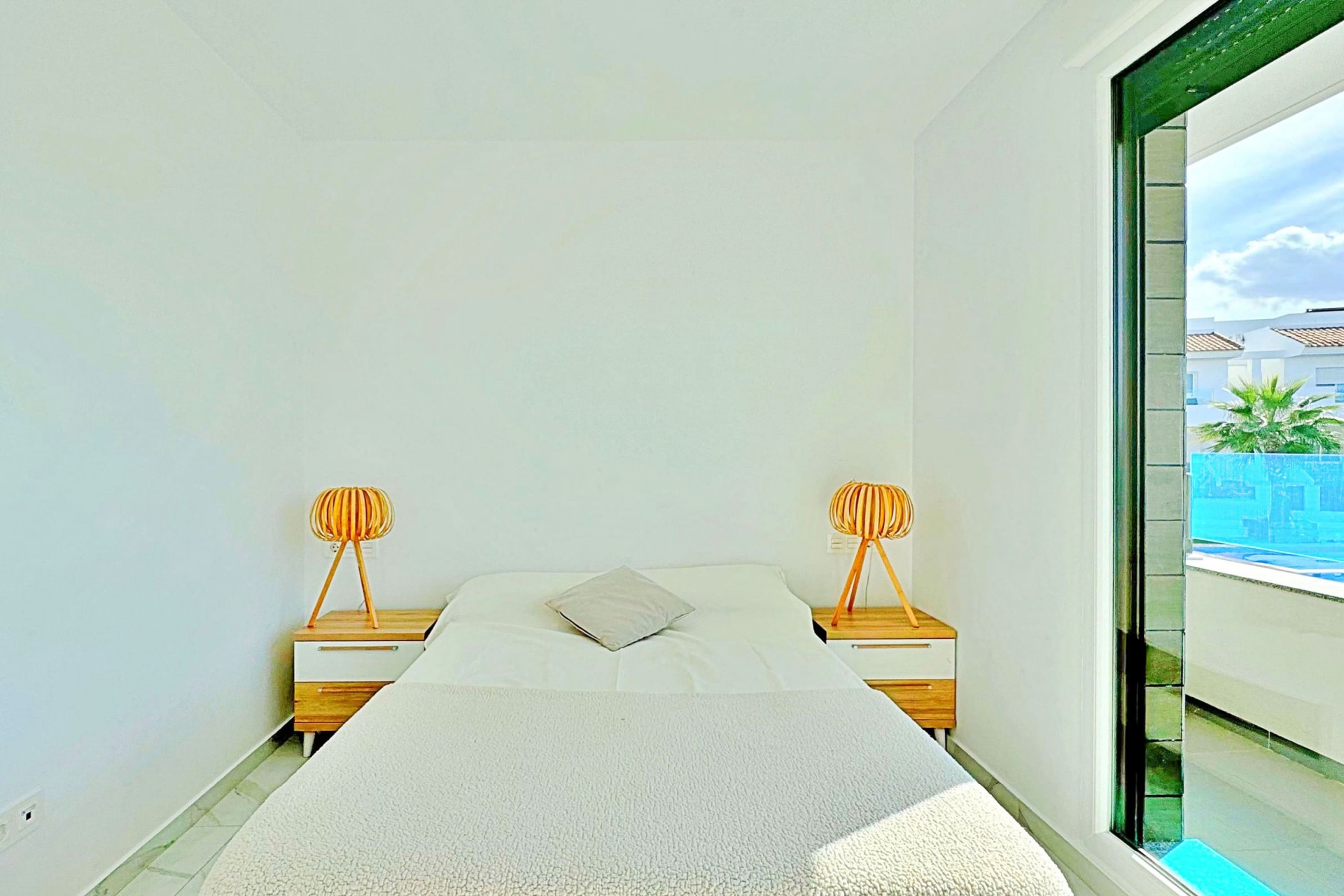 Återförsäljning - Town House -
Torrevieja - Costa Blanca