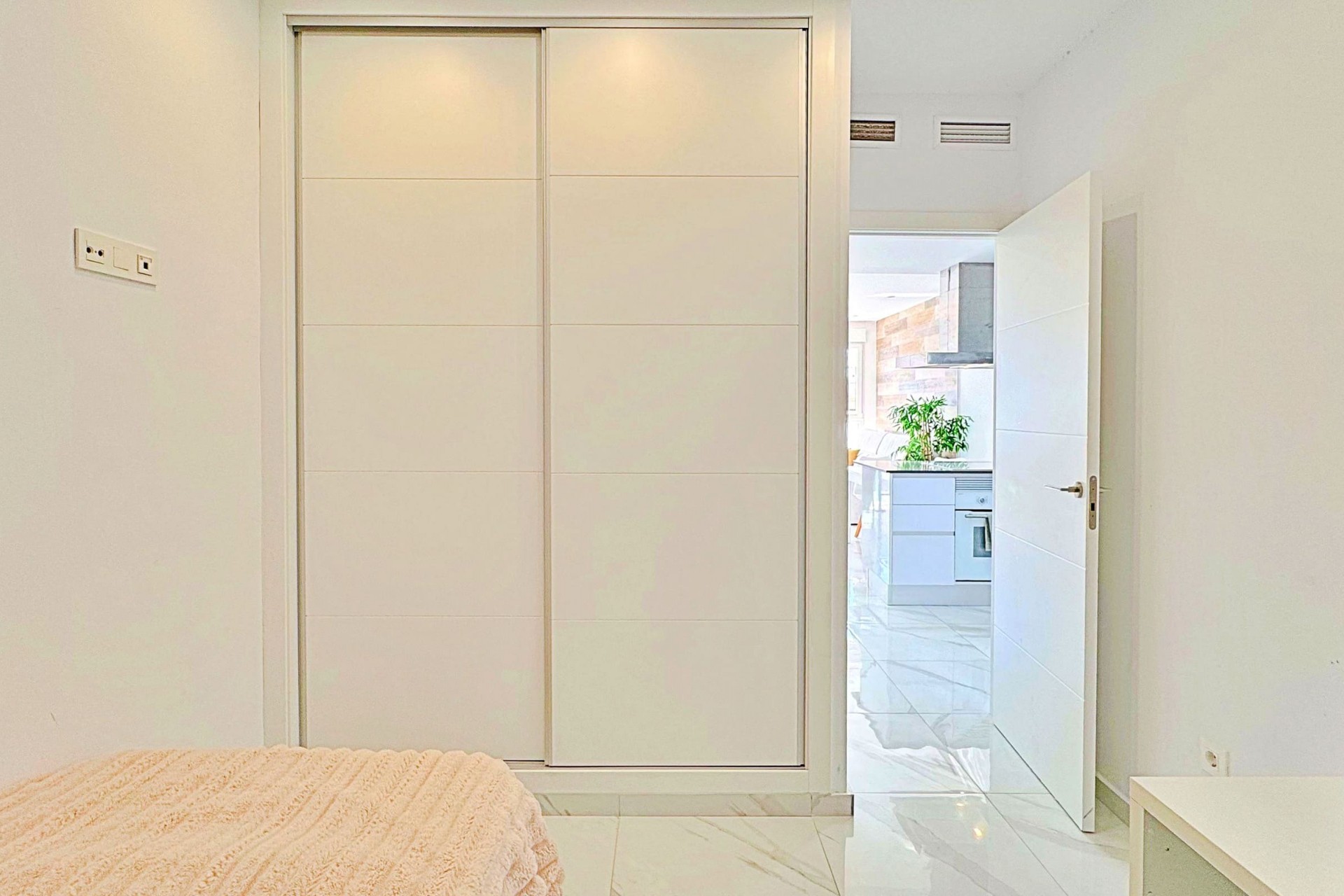 Återförsäljning - Town House -
Torrevieja - Costa Blanca