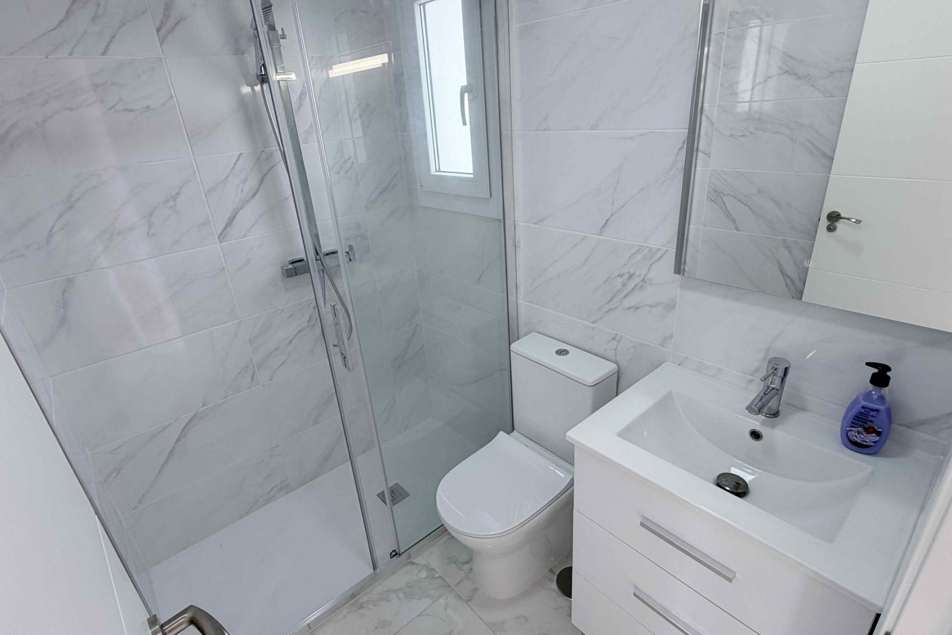 Återförsäljning - Town House -
Torrevieja - Costa Blanca