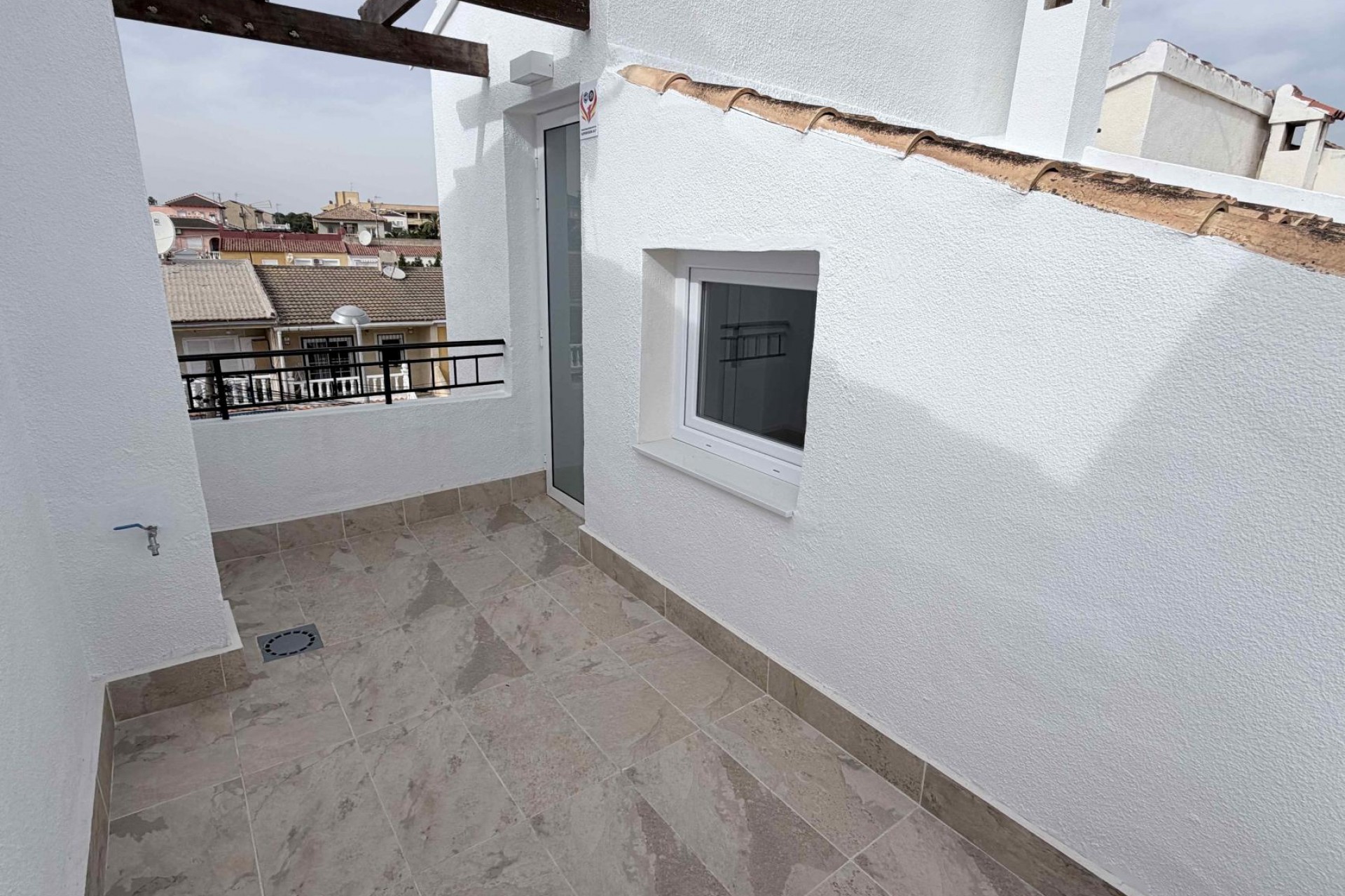 Återförsäljning - Town House -
Torrevieja - Costa Blanca
