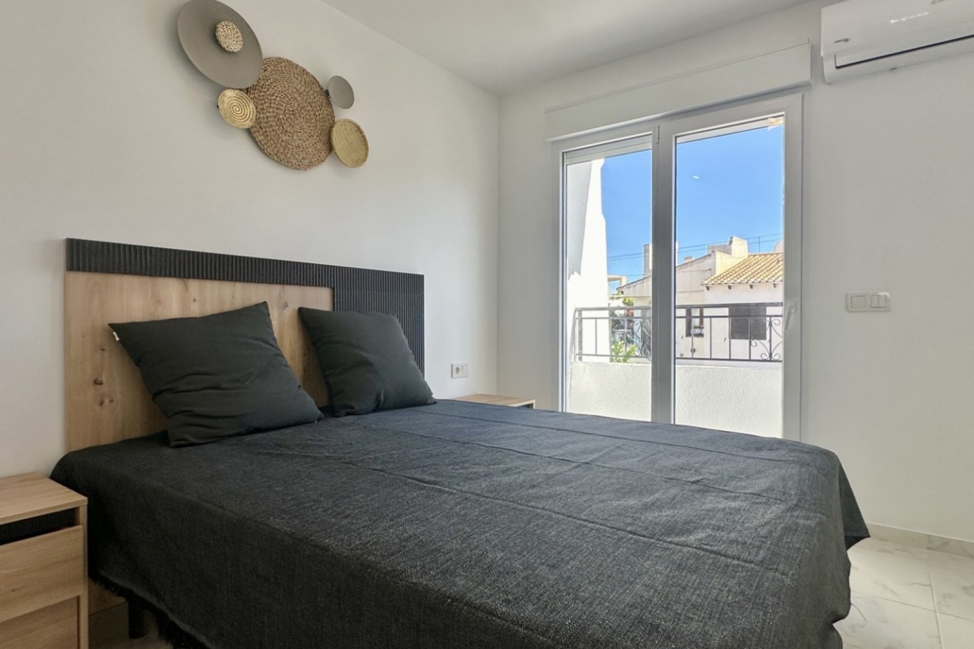 Återförsäljning - Town House -
Torrevieja - Costa Blanca