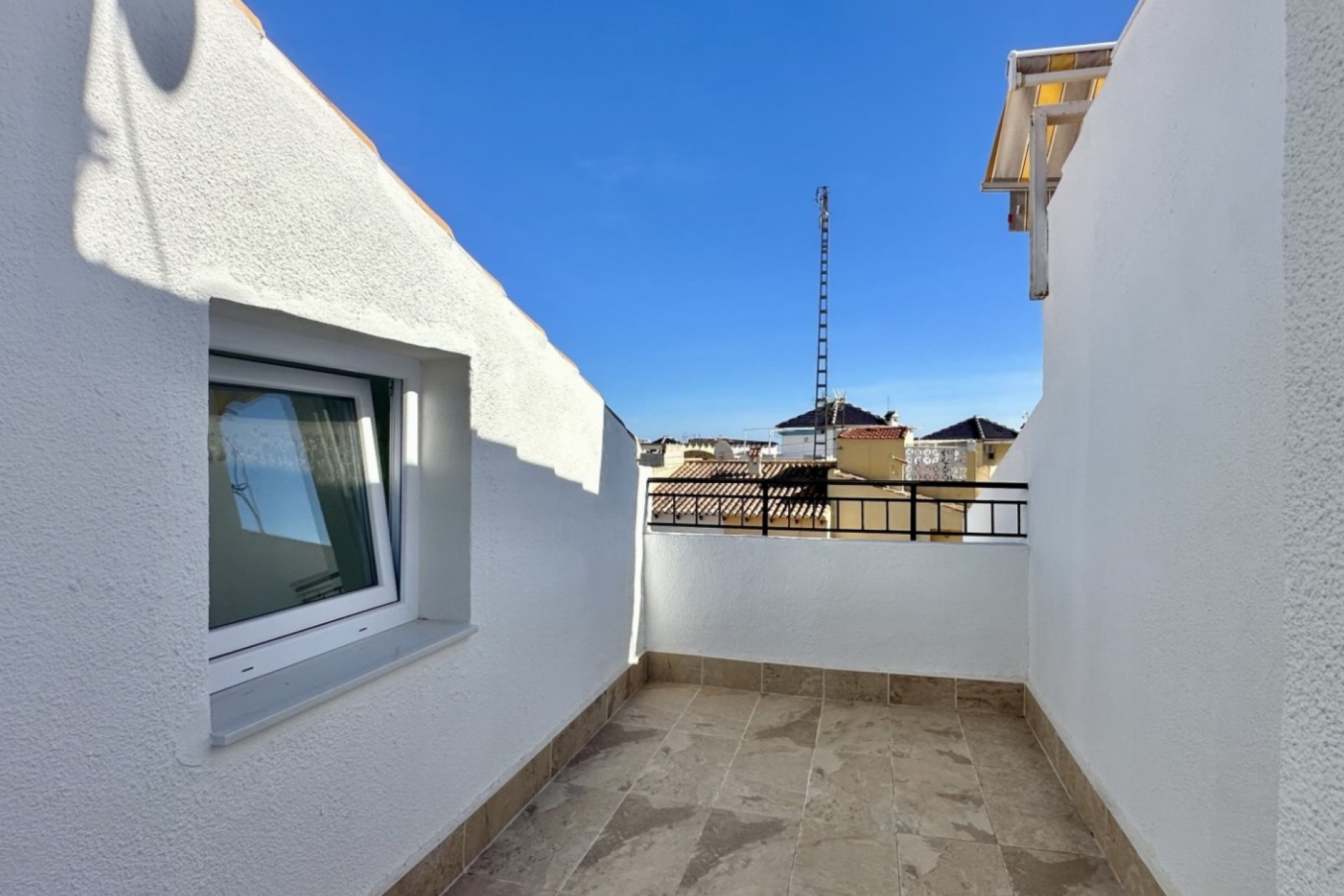 Återförsäljning - Town House -
Torrevieja - Costa Blanca