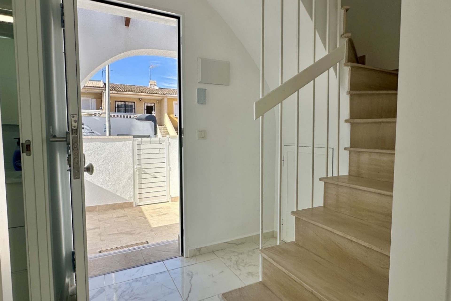 Återförsäljning - Town House -
Torrevieja - Costa Blanca