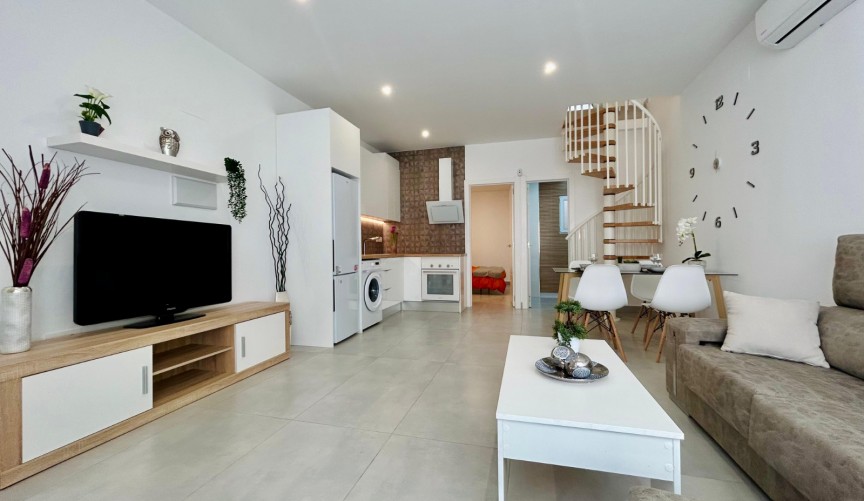 Återförsäljning - Town House -
Torrevieja - Costa Blanca