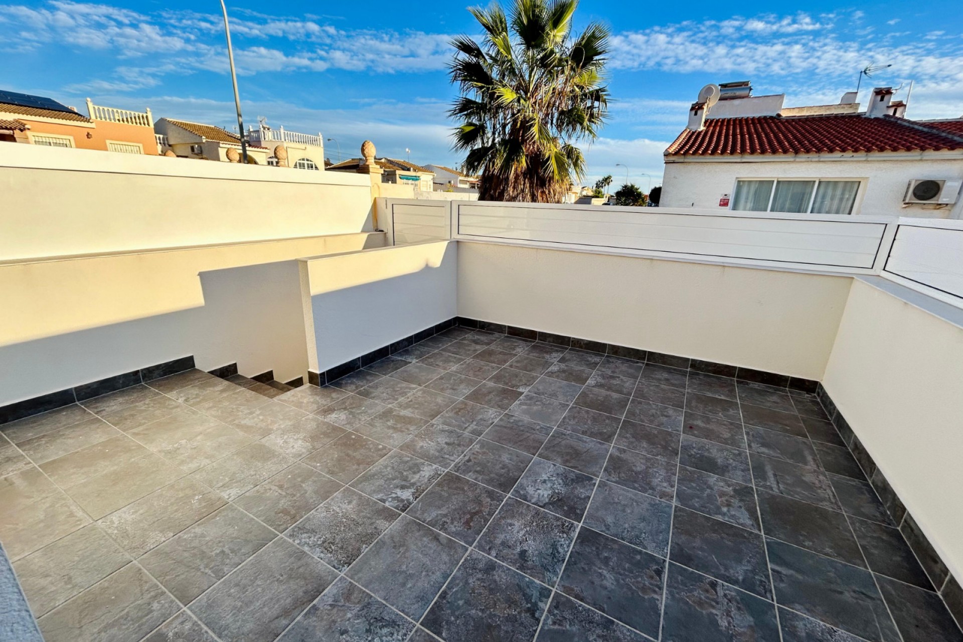 Återförsäljning - Town House -
Torrevieja - Costa Blanca