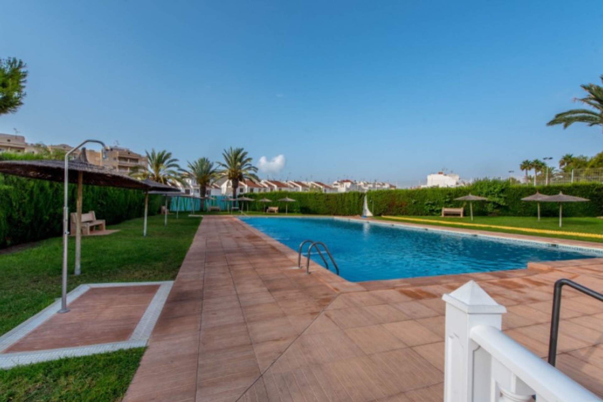 Återförsäljning - Town House -
Torrevieja - Costa Blanca