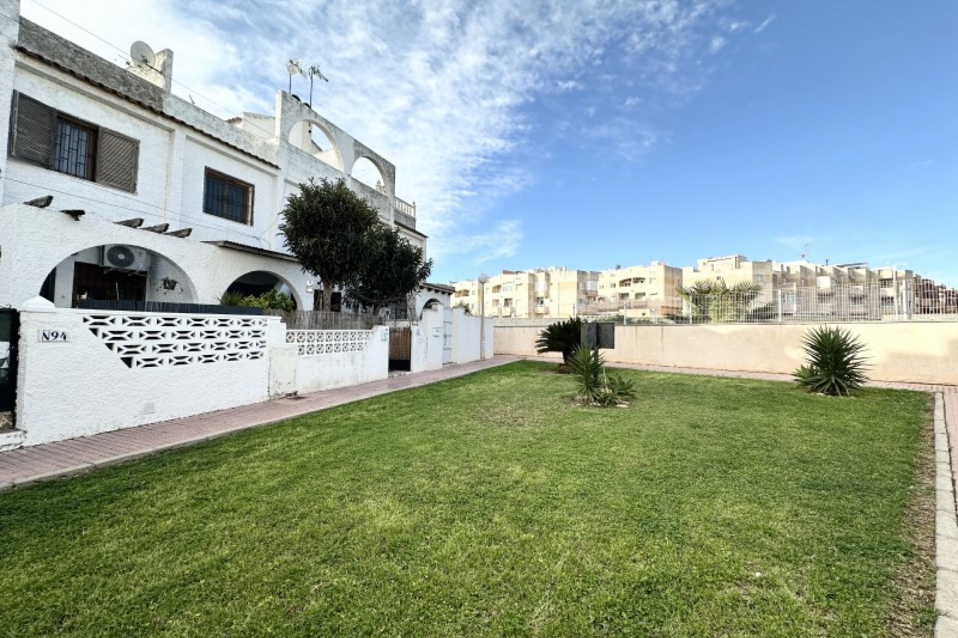 Återförsäljning - Town House -
Torrevieja - Costa Blanca