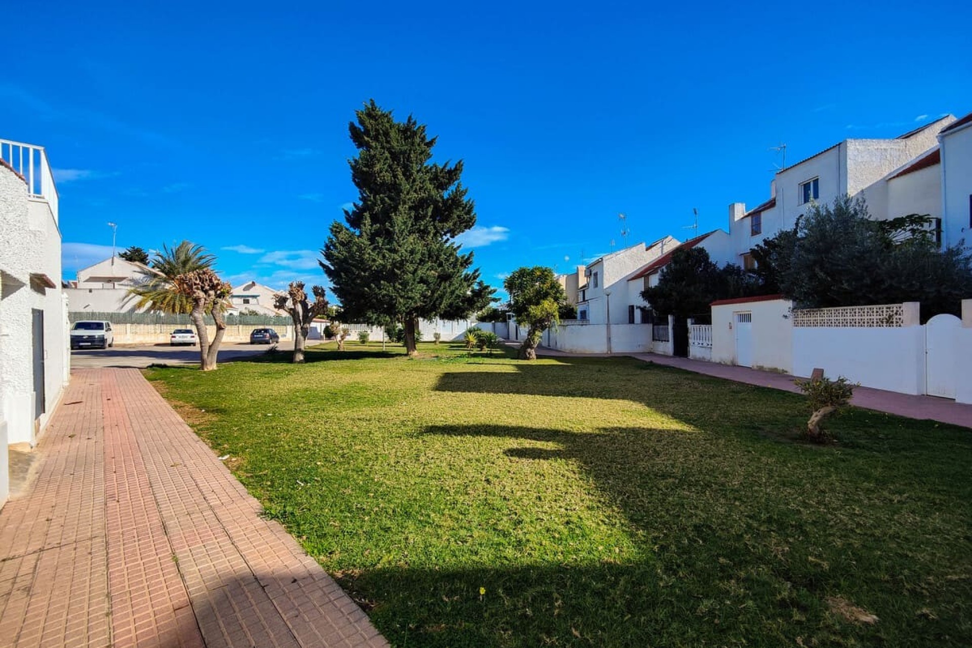 Återförsäljning - Town House -
Torrevieja - Costa Blanca