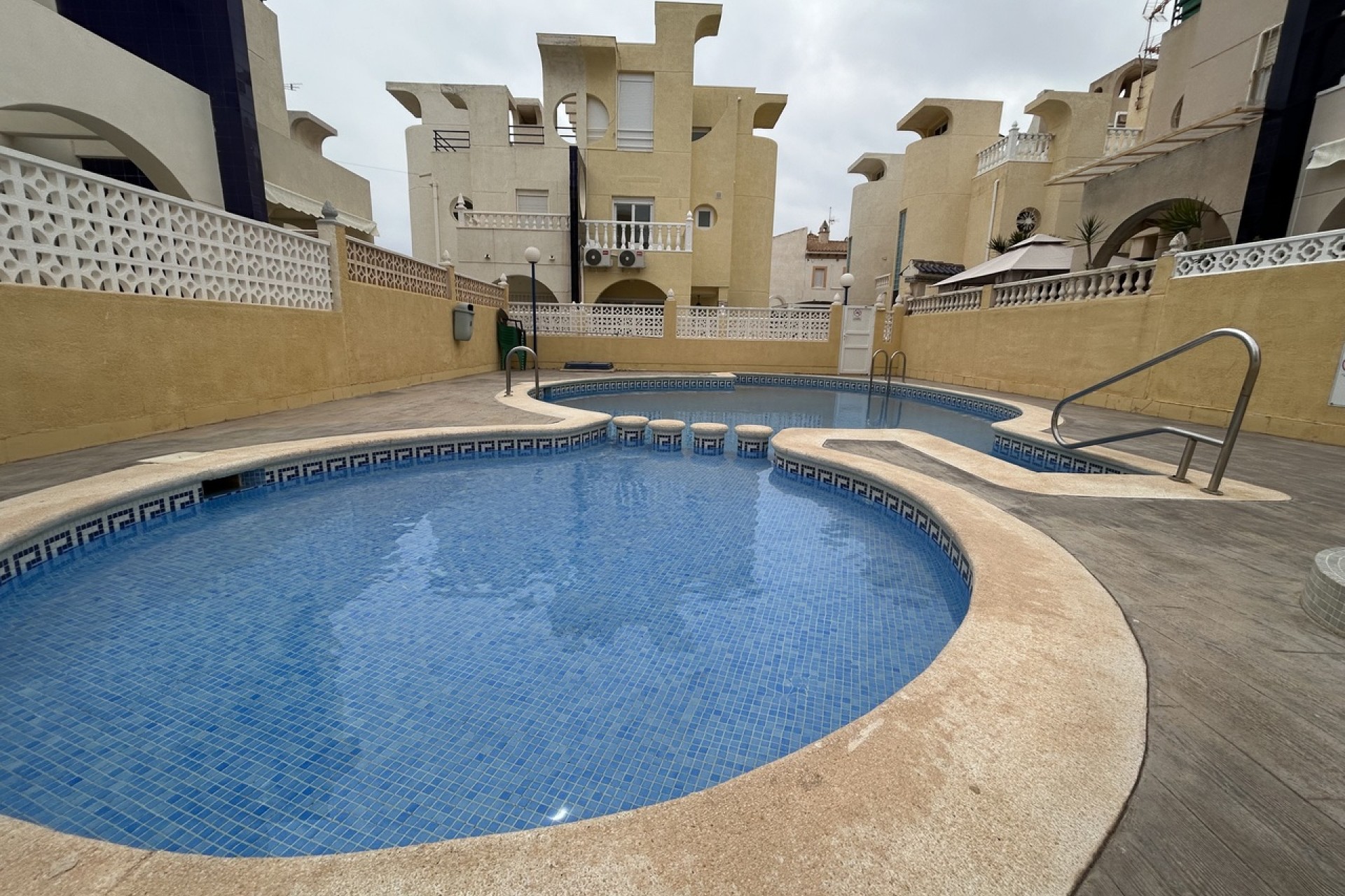 Återförsäljning - Town House -
Torrevieja - Costa Blanca