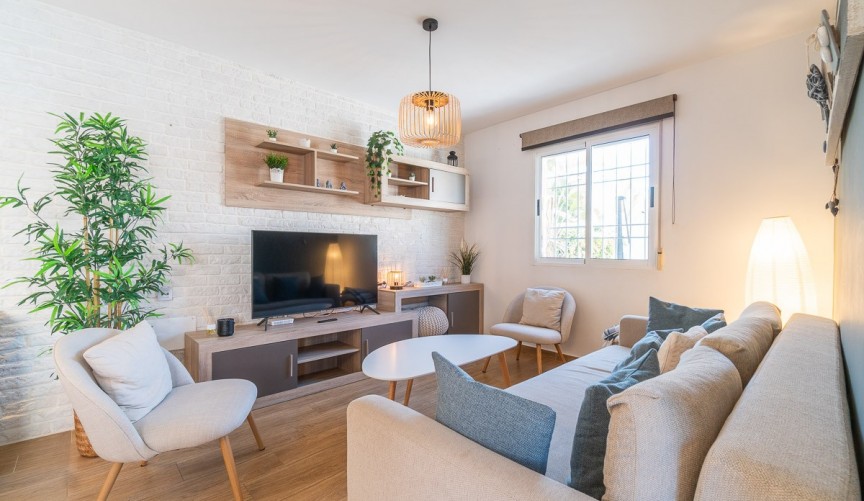 Återförsäljning - Town House -
Torrevieja - Costa Blanca