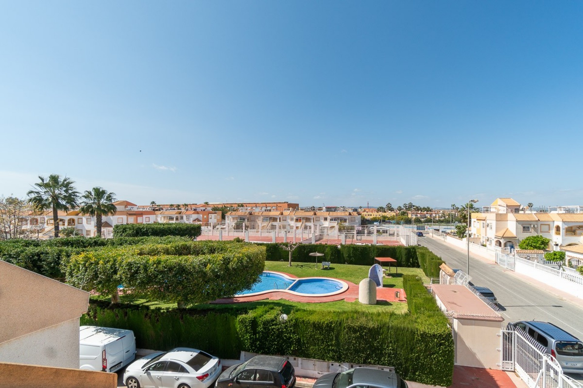 Återförsäljning - Town House -
Torrevieja - Costa Blanca