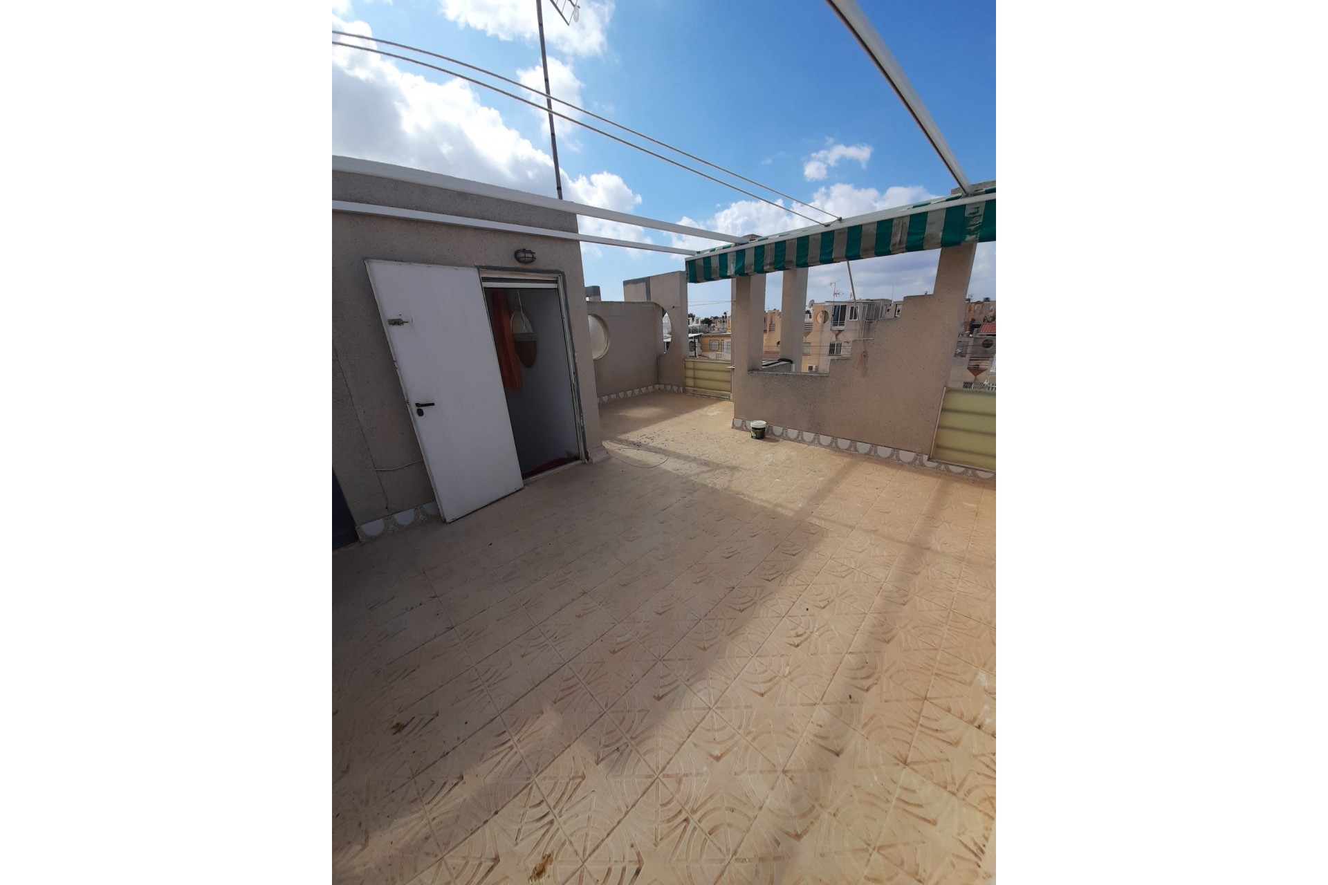 Återförsäljning - Town House -
Torrevieja - Costa Blanca