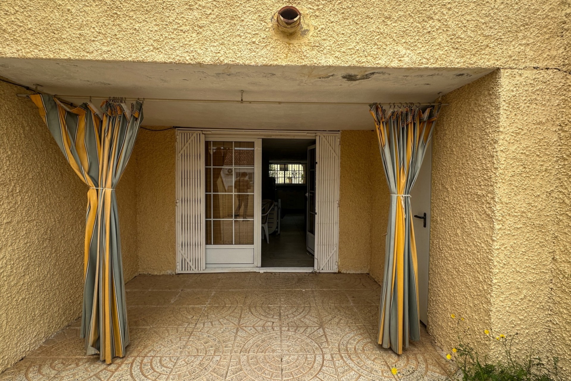 Återförsäljning - Town House -
Torrevieja - Costa Blanca