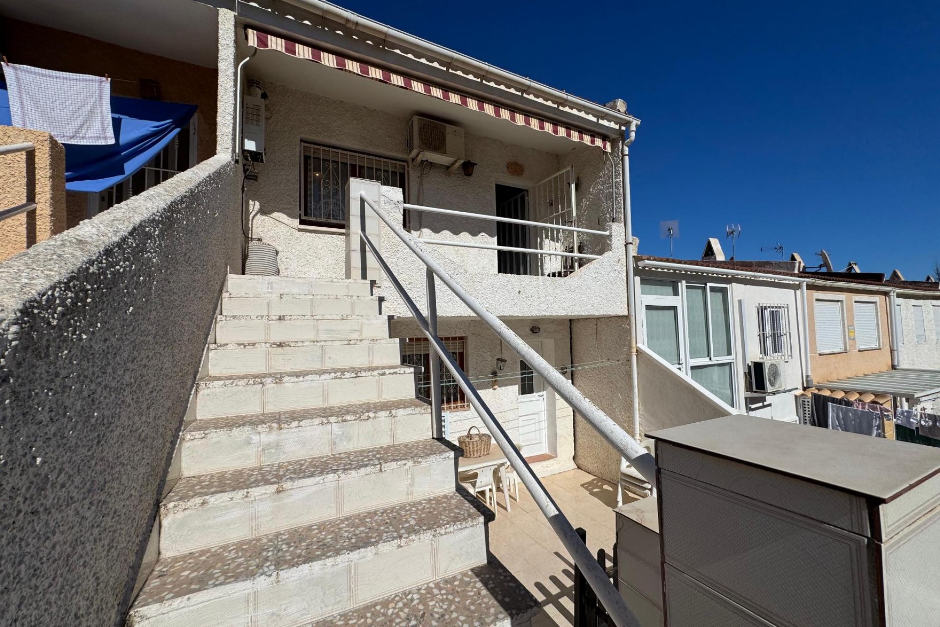 Återförsäljning - Town House -
Torrevieja - Costa Blanca