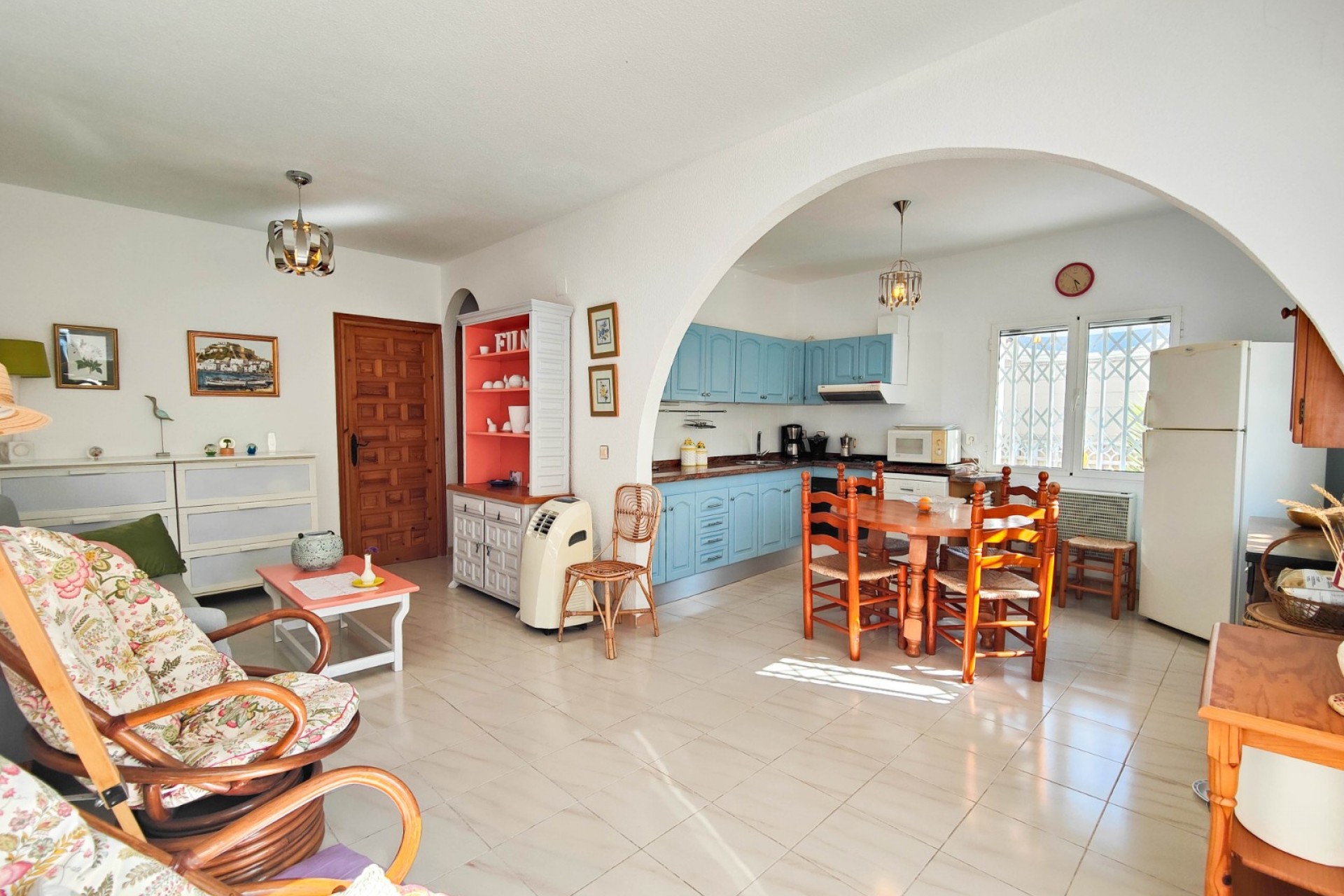 Återförsäljning - Town House -
Torrevieja - Costa Blanca