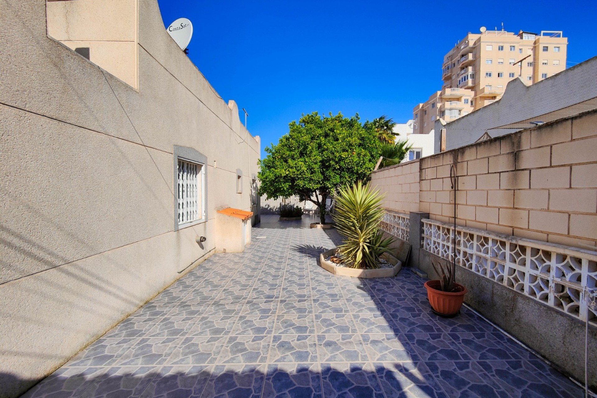 Återförsäljning - Town House -
Torrevieja - Costa Blanca