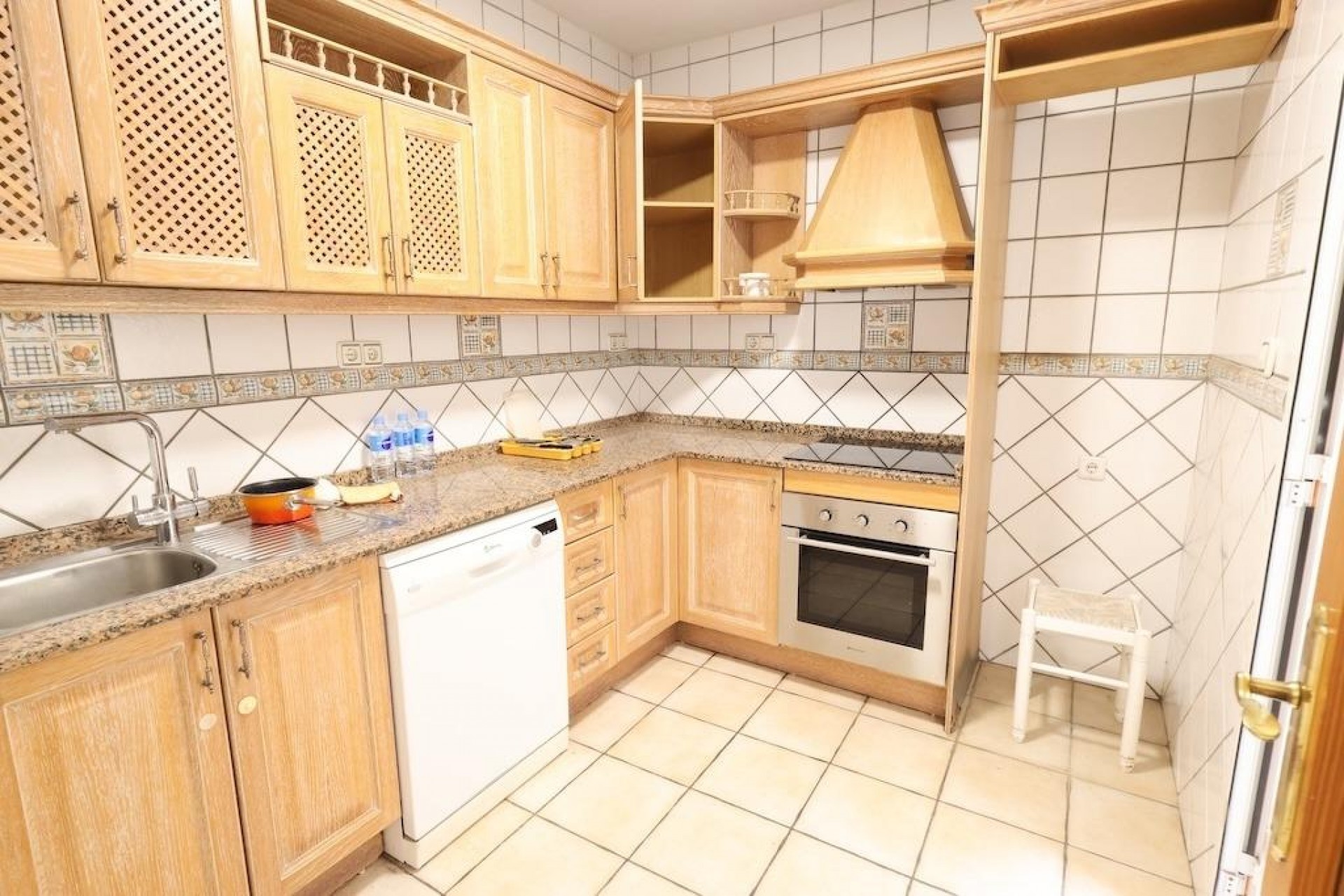 Återförsäljning - Town House -
Torrevieja - Costa Blanca