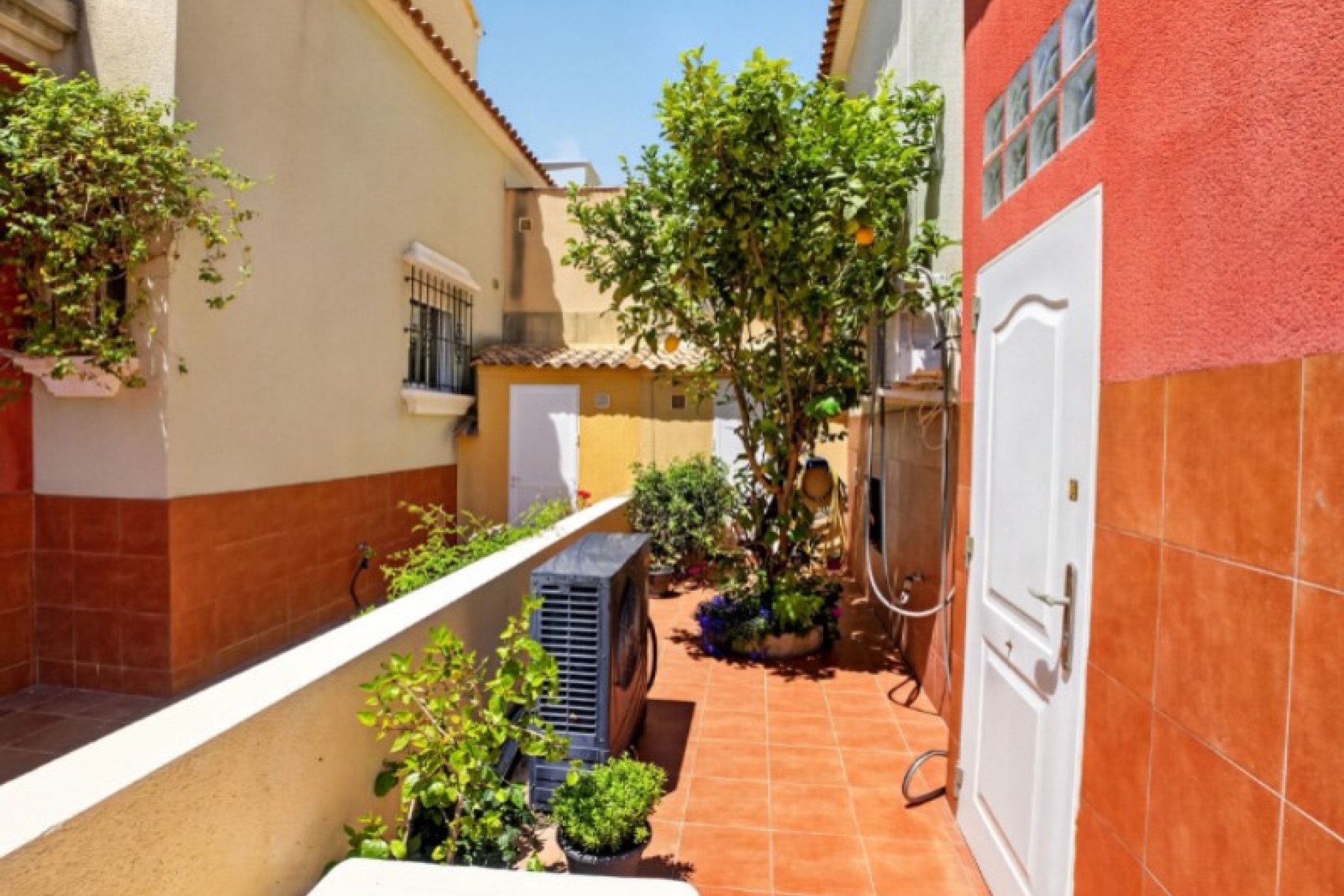 Återförsäljning - Town House -
Torrevieja - Costa Blanca