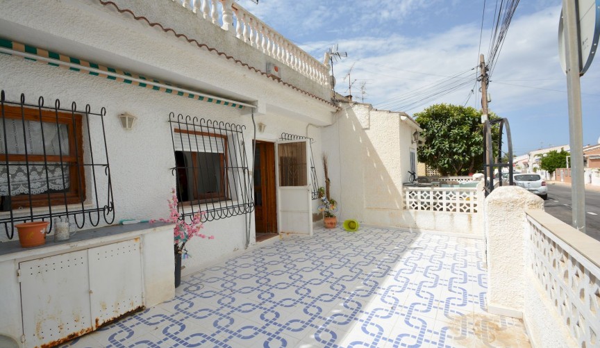 Återförsäljning - Town House -
Torrevieja - Costa Blanca