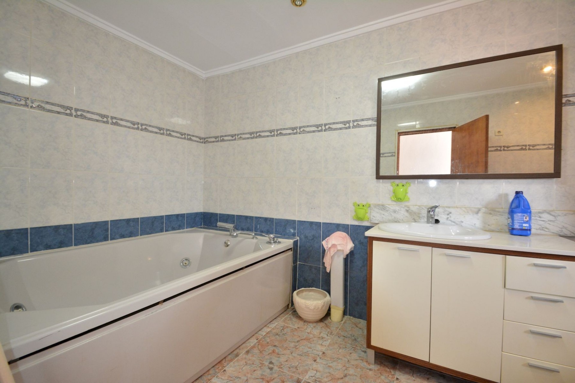 Återförsäljning - Town House -
Torrevieja - Costa Blanca