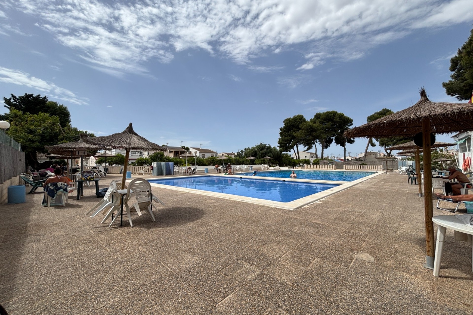 Återförsäljning - Town House -
Torrevieja - Costa Blanca