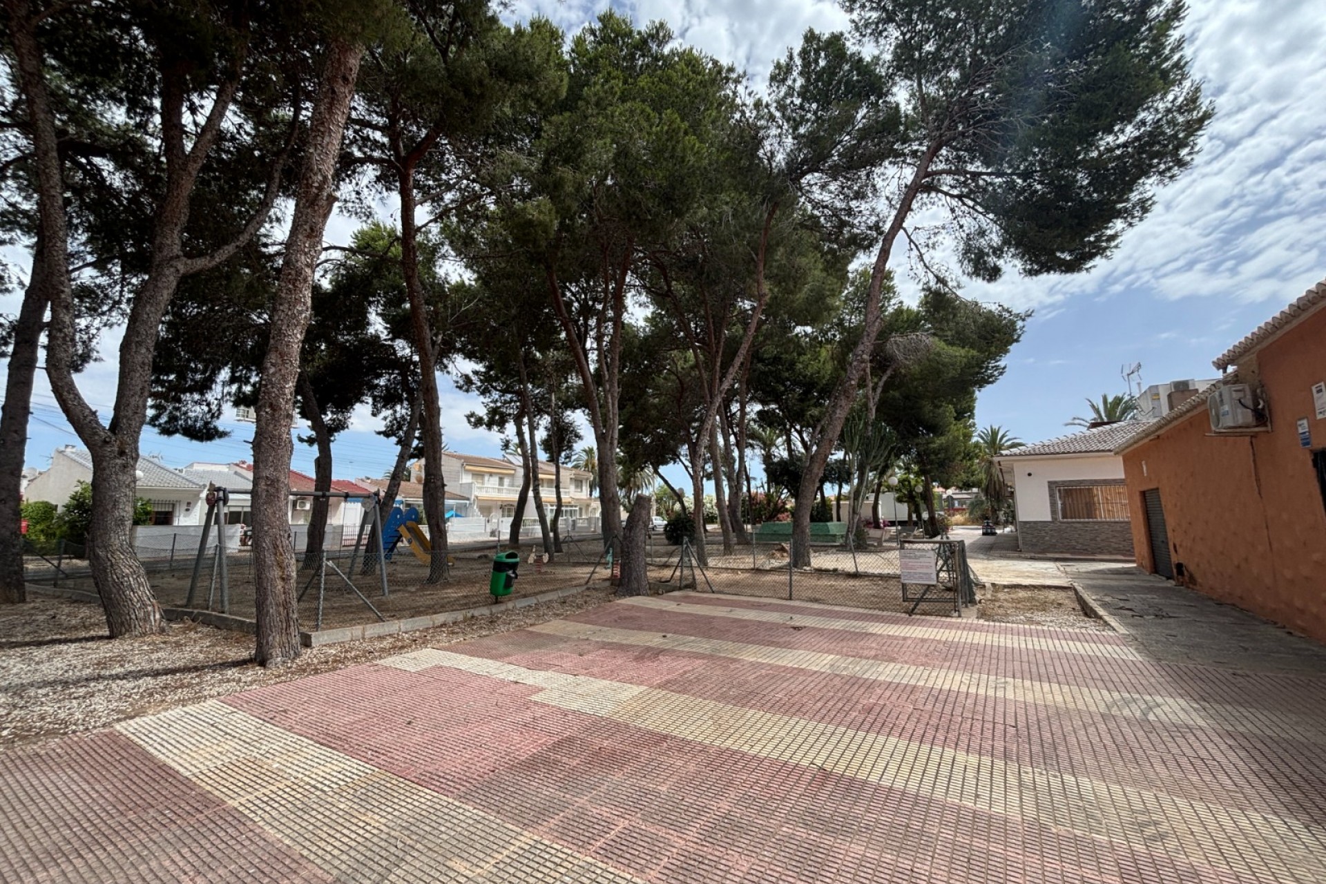 Återförsäljning - Town House -
Torrevieja - Costa Blanca