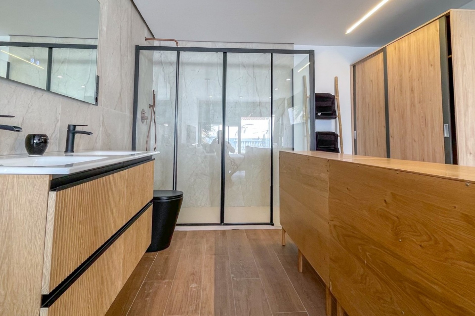 Återförsäljning - Town House -
Torrevieja - Costa Blanca