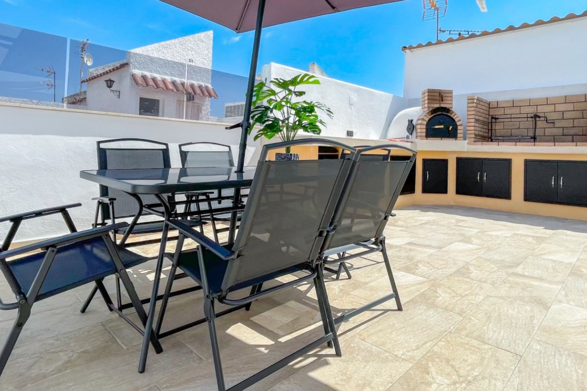 Återförsäljning - Town House -
Torrevieja - Costa Blanca