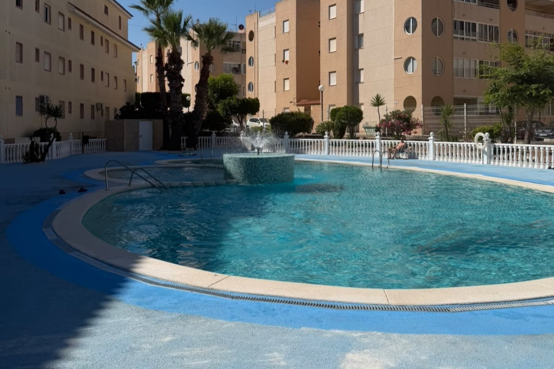 Återförsäljning - Town House -
Torrevieja - Costa Blanca