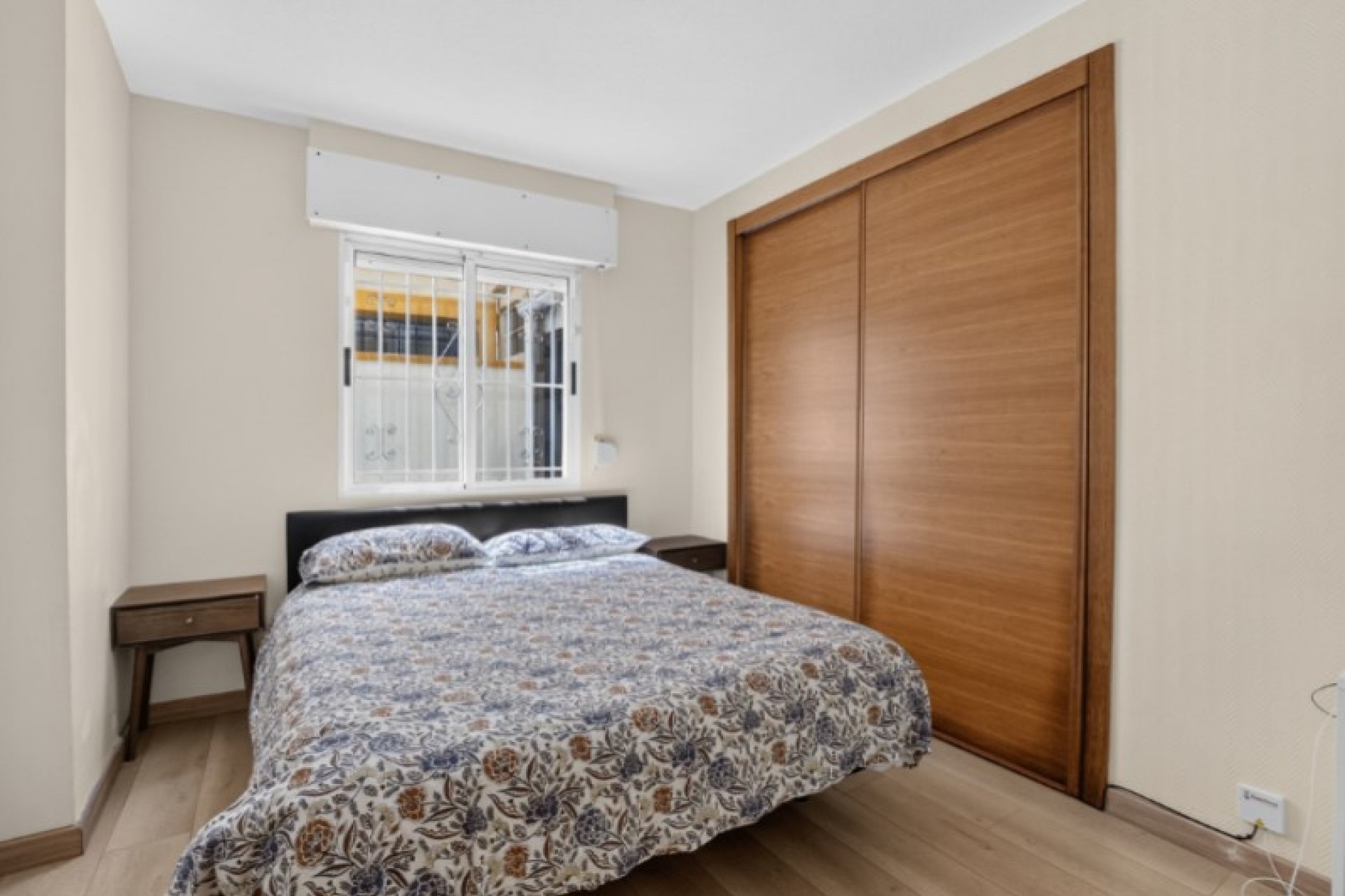 Återförsäljning - Town House -
Torrevieja - Costa Blanca