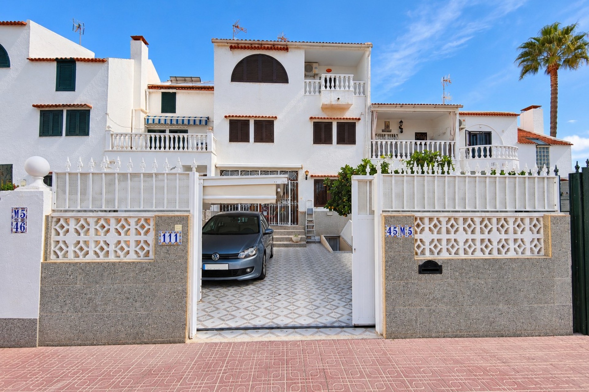 Återförsäljning - Town House -
Torrevieja - Costa Blanca
