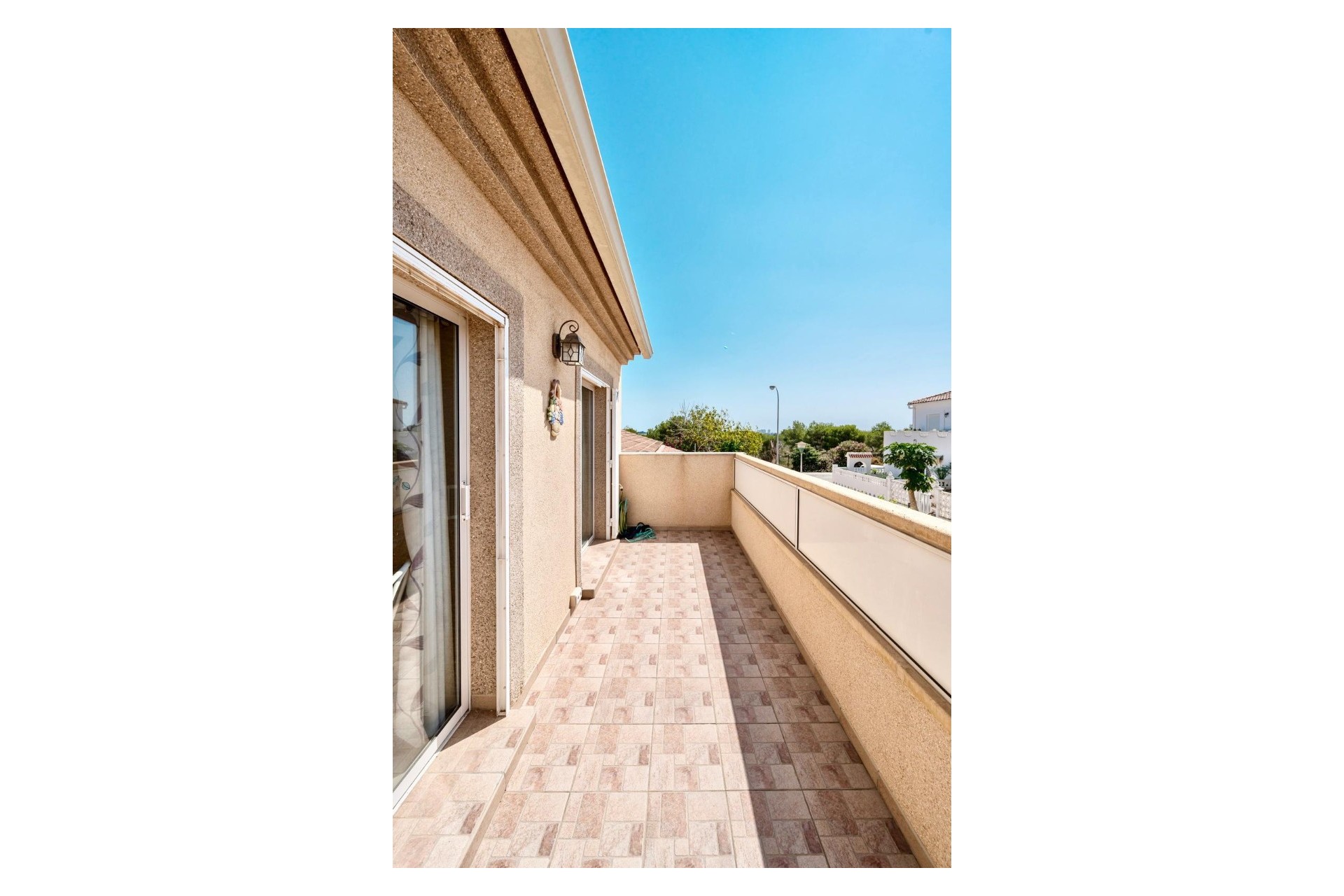 Återförsäljning - Town House -
Torrevieja - Costa Blanca