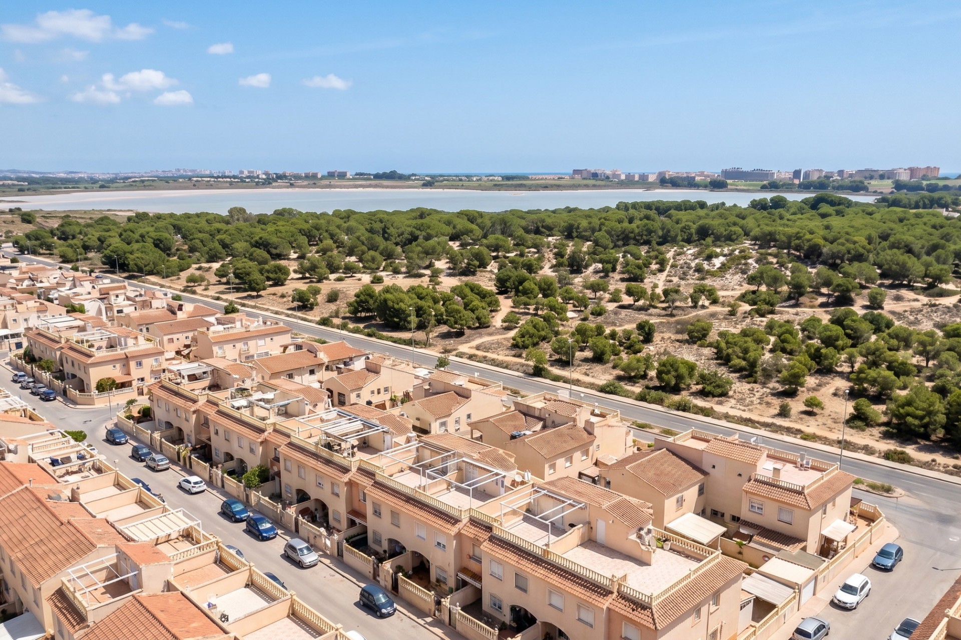 Återförsäljning - Town House -
Torrevieja - Costa Blanca