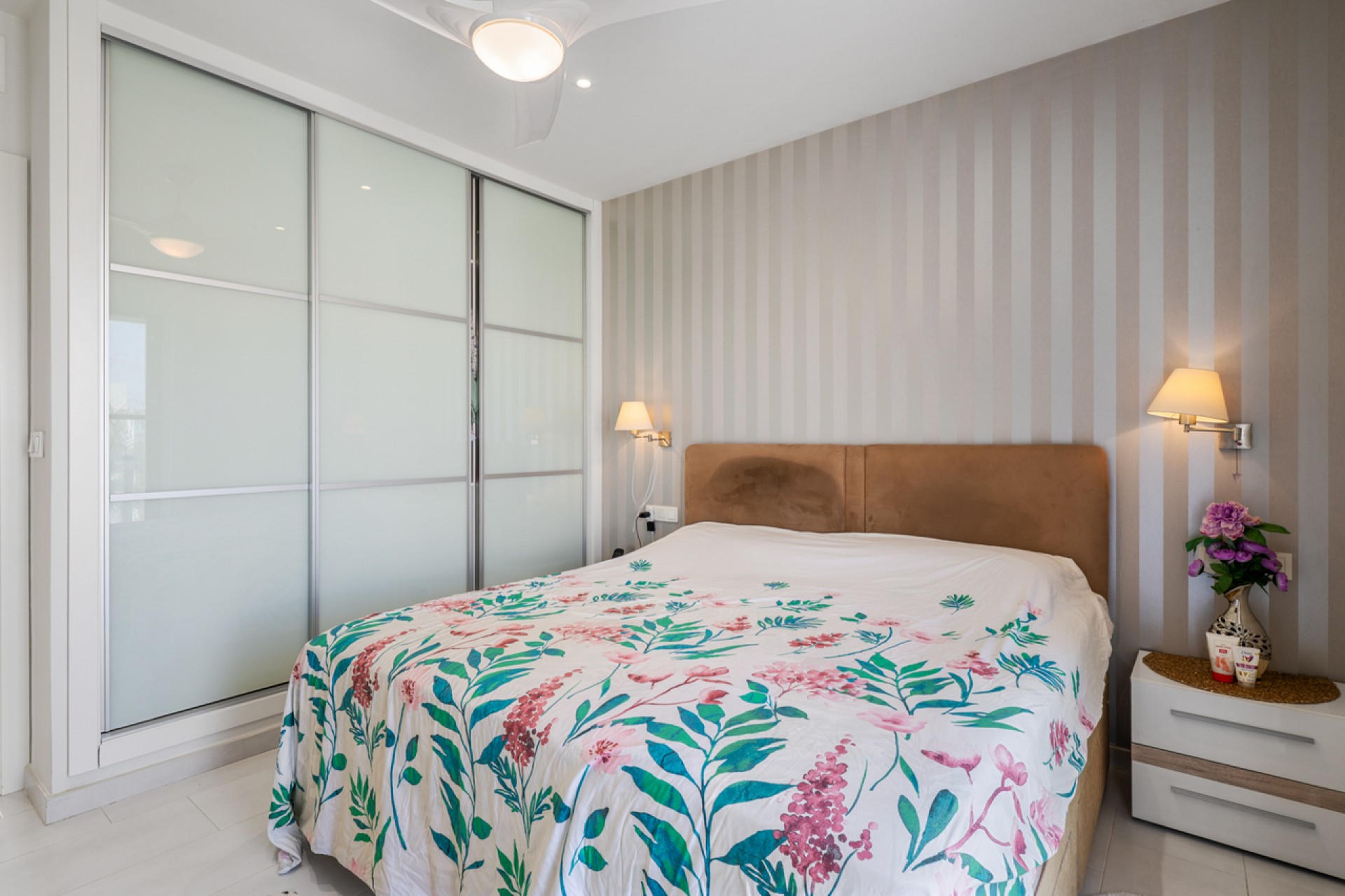 Återförsäljning - Town House -
Torrevieja - Costa Blanca