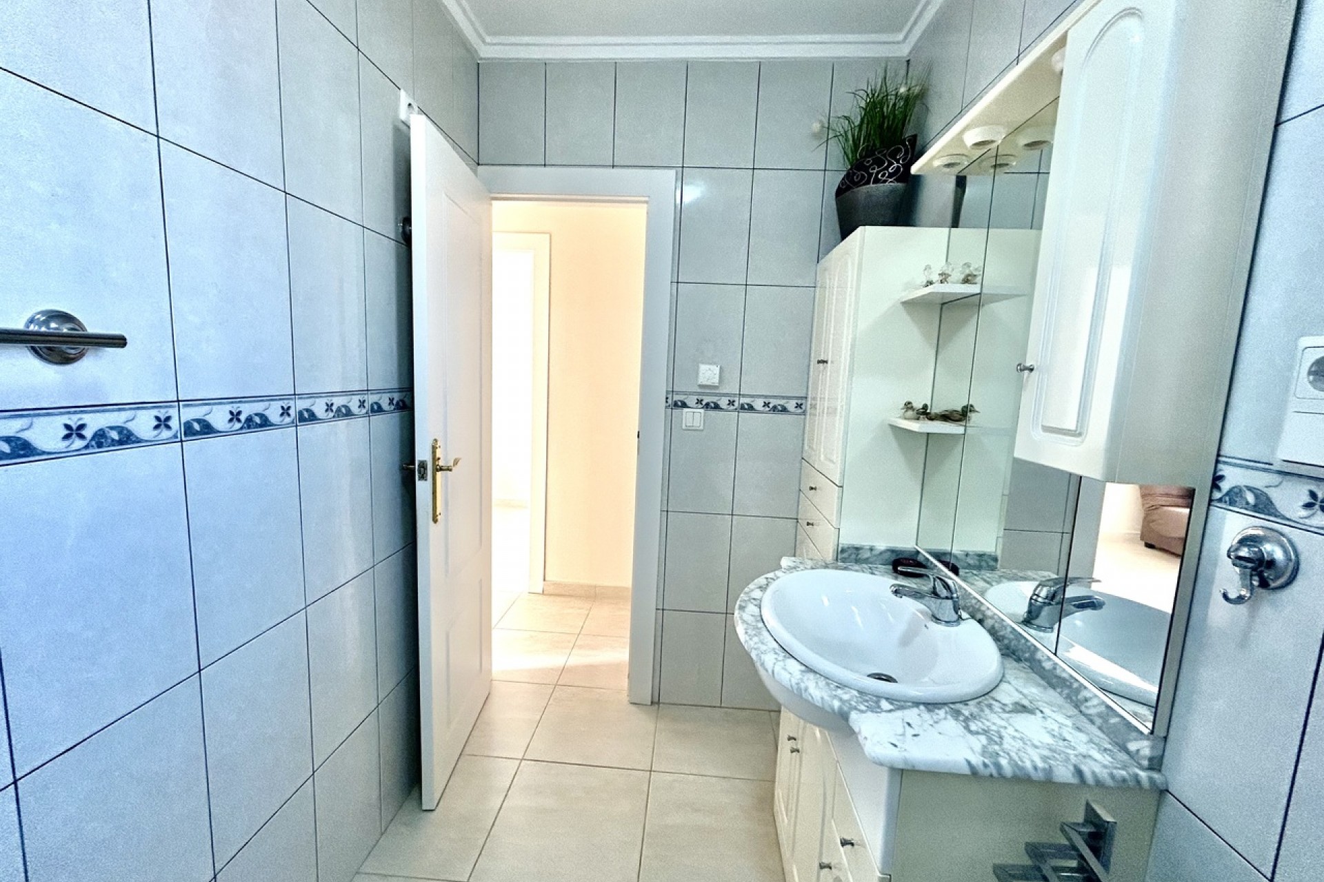 Återförsäljning - Town House -
Torrevieja - Costa Blanca