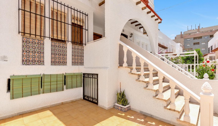 Återförsäljning - Town House -
Torrevieja - La Mata Pueblo